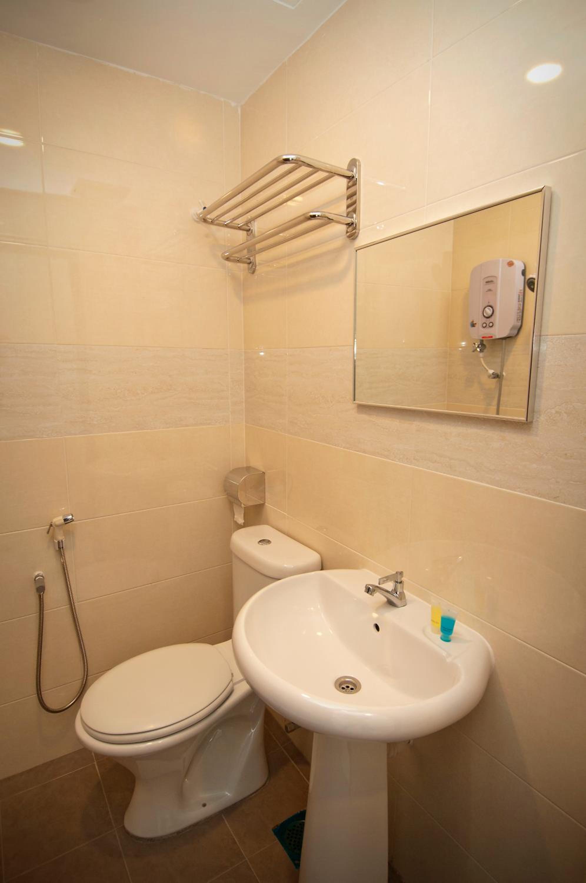 Standard Double Room - Photo 2