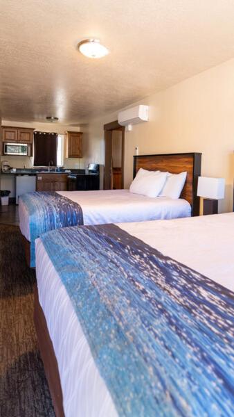Park Hotel-Family Suite (Sleeps 6)
