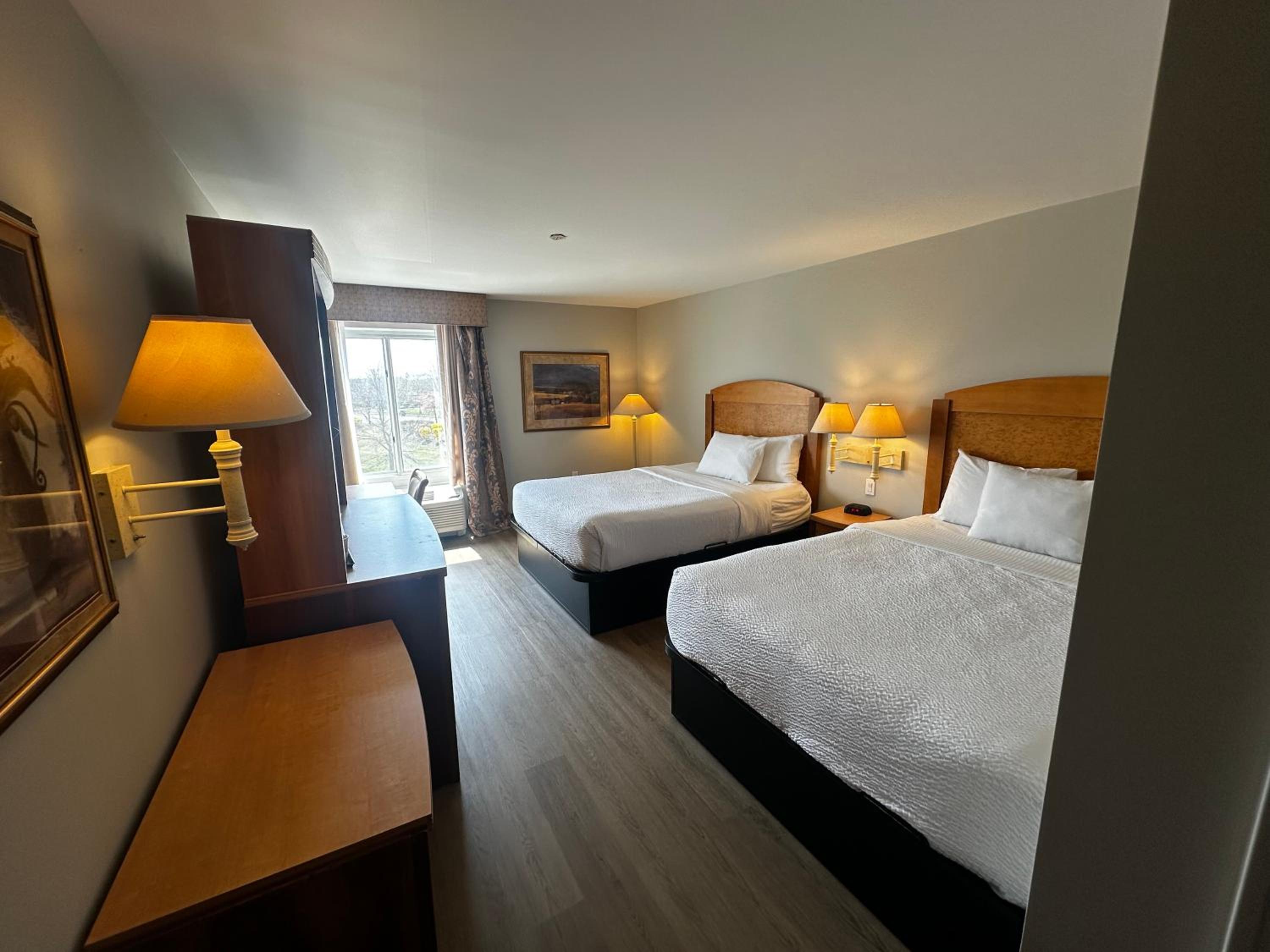 Queen Room with Two Queen Beds - Non-Smoking at La Quinta by Wyndham Islip - MacArthur Airport in Bohemia