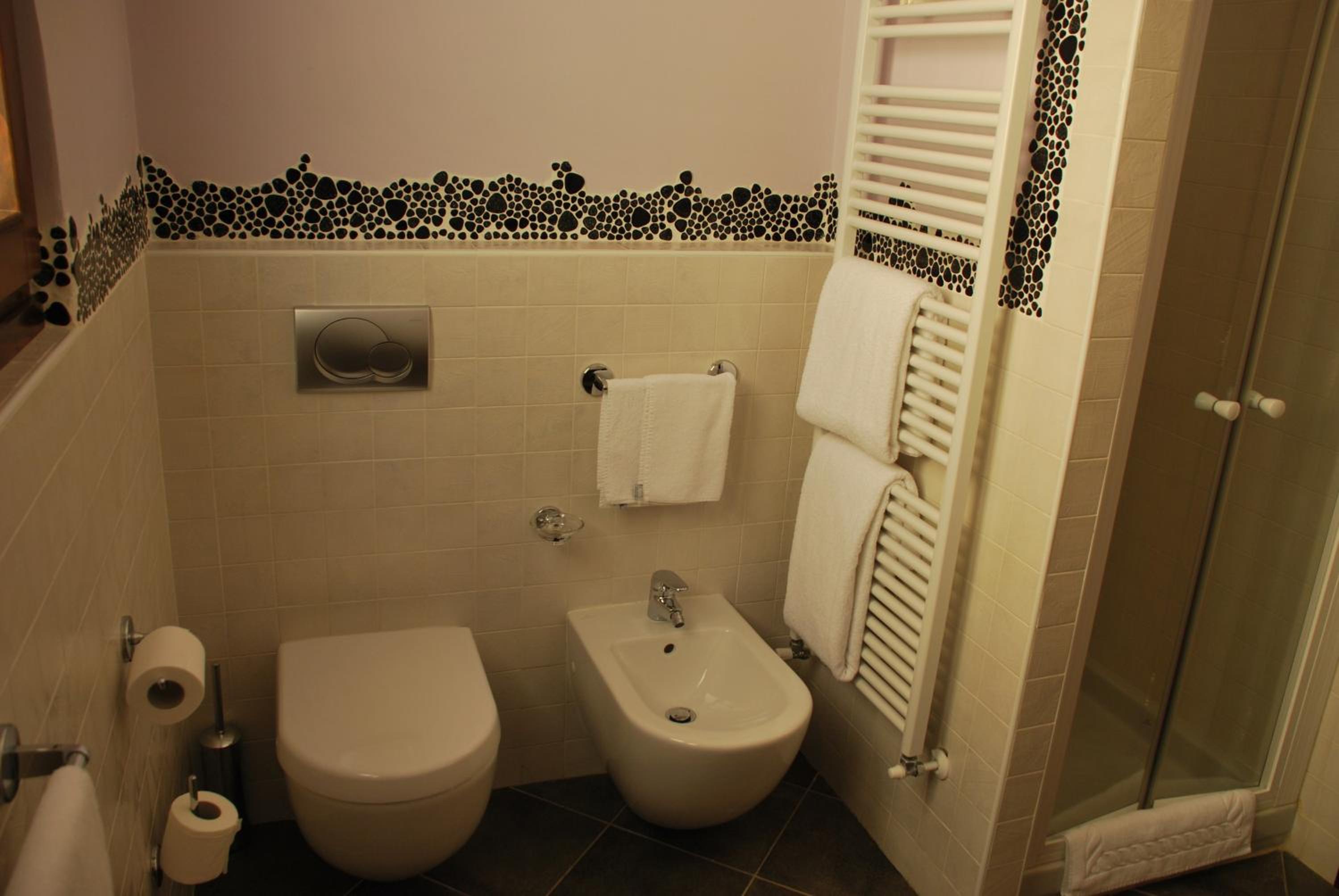 Two-Bedroom Apartment (4 Adults) photo 3