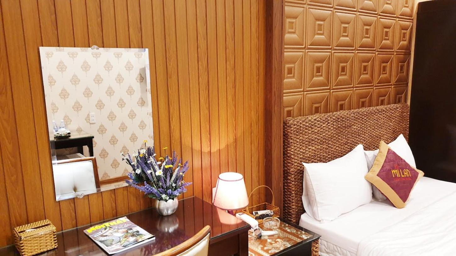 Double Room with Pool View - Photo 2