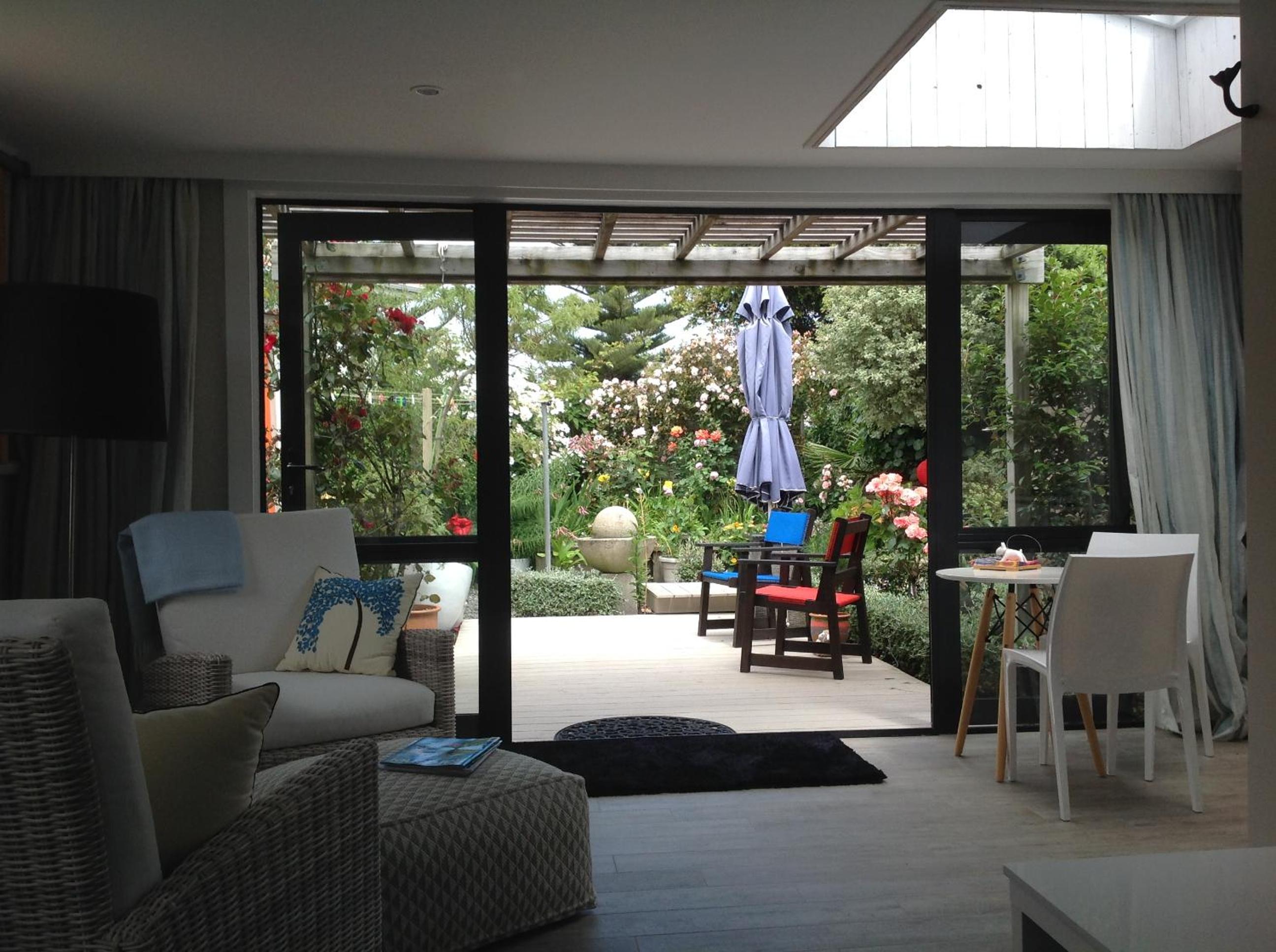 Deluxe Queen Room - Photo 2