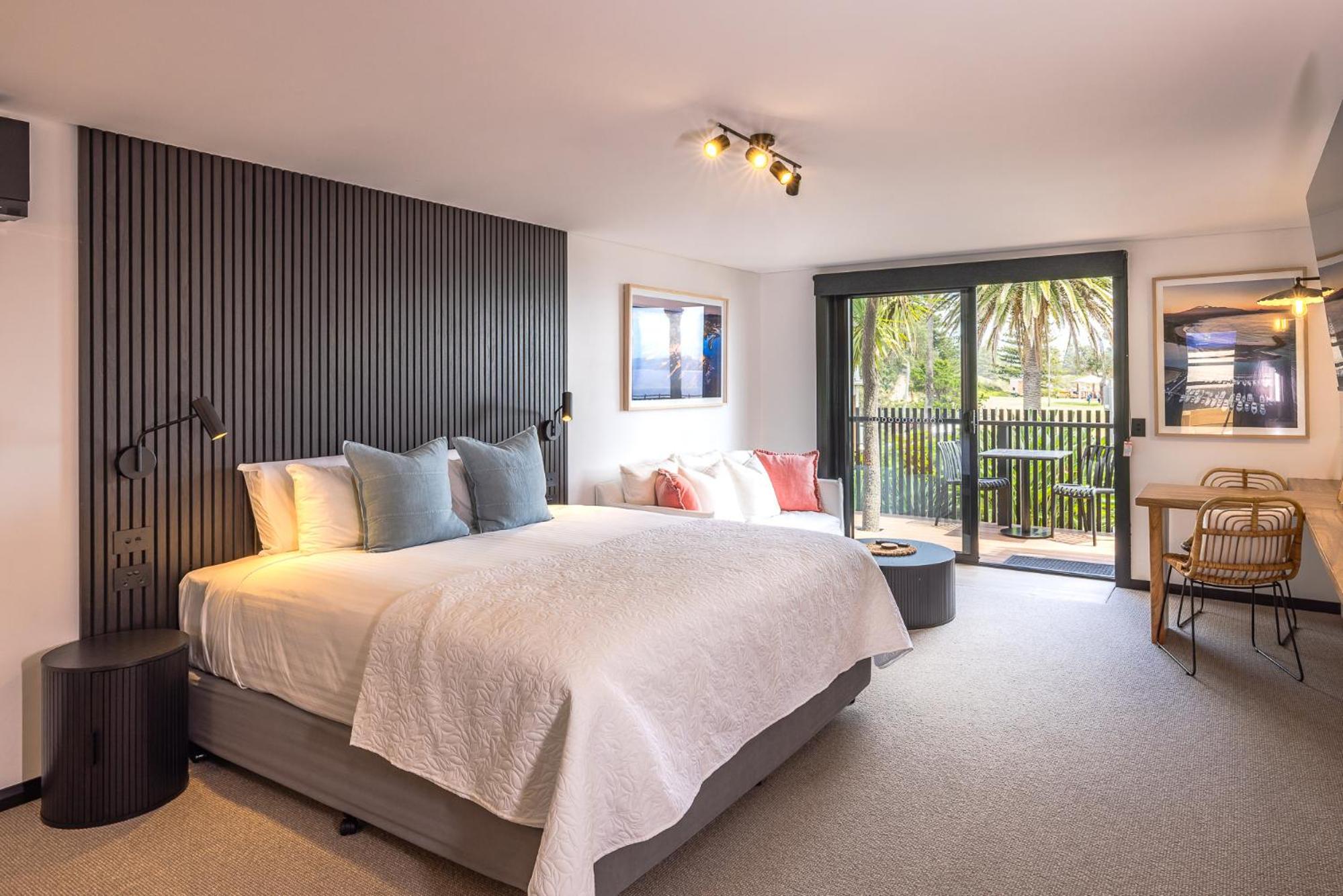 Ocean View King Suite (Motel)
