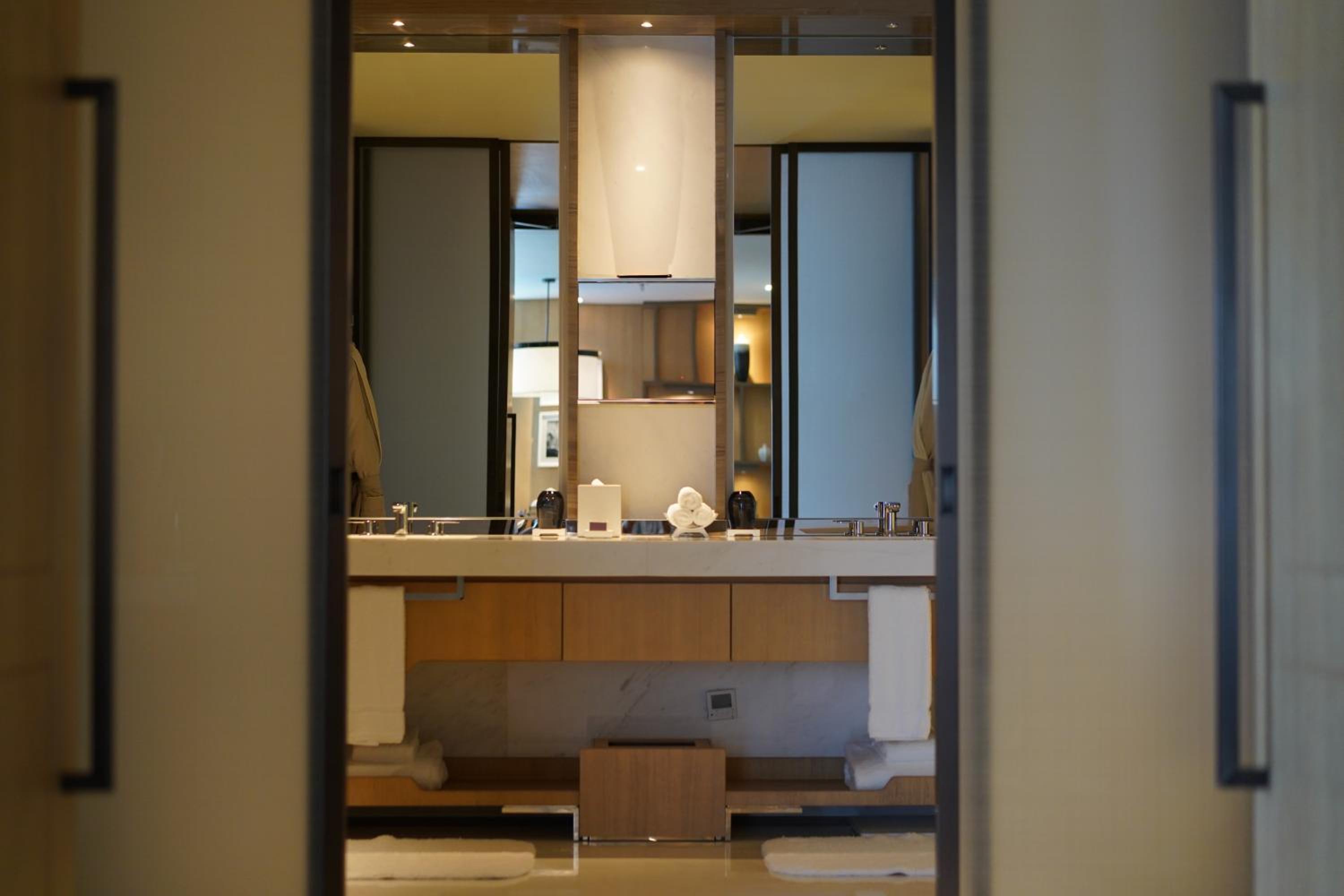 One-Bedroom King Suite with City View