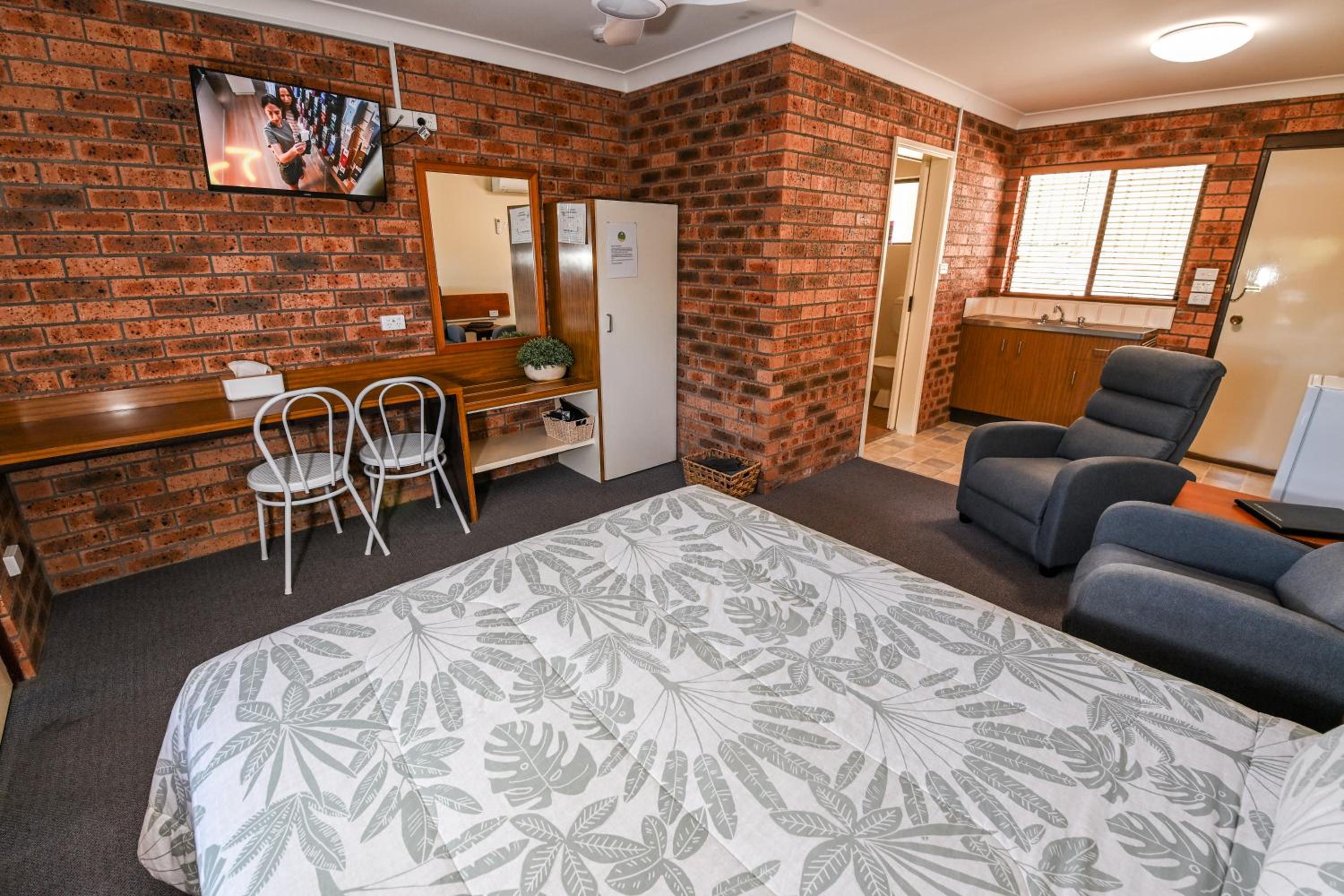 Deluxe Double Room - Photo 5