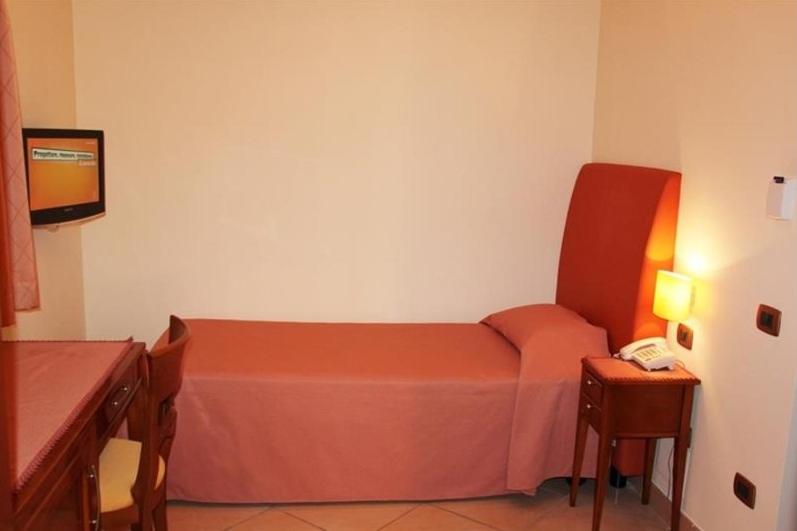 Budget Single Room