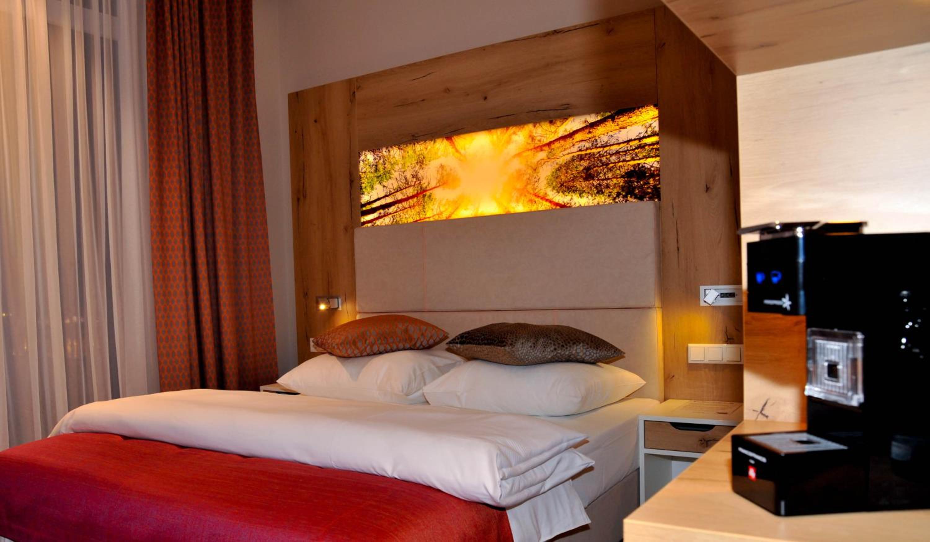 Business Double Room - Photo 7
