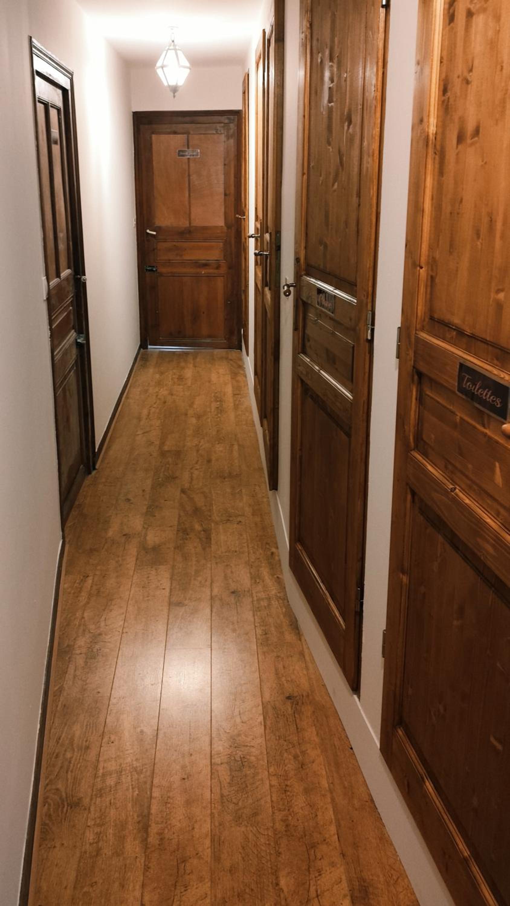 Single Room with Shared Shower and Toilet