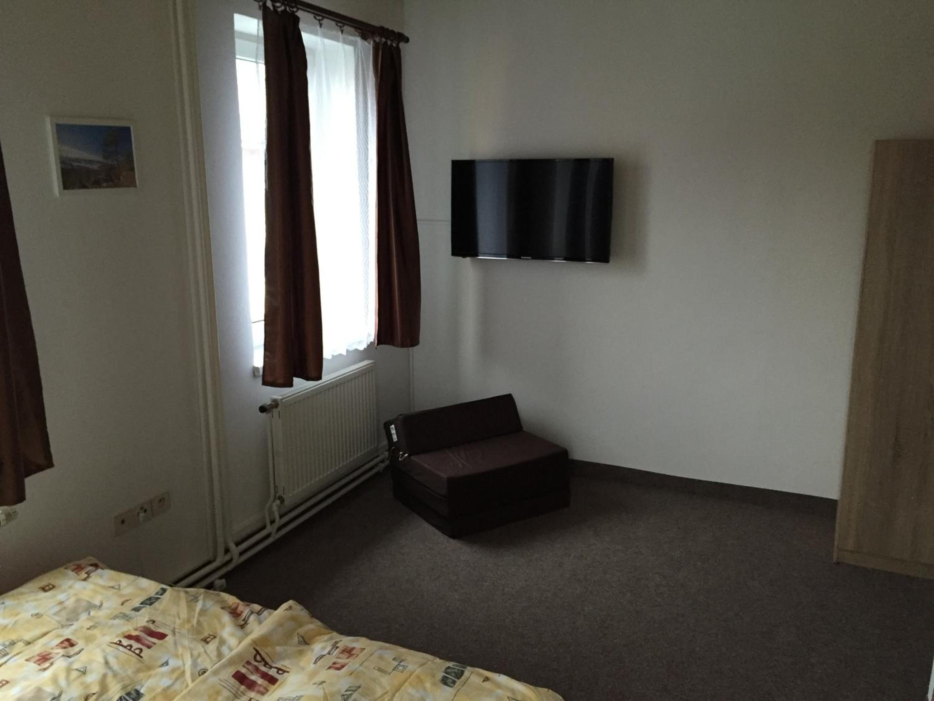 Standard Double Room photo 3