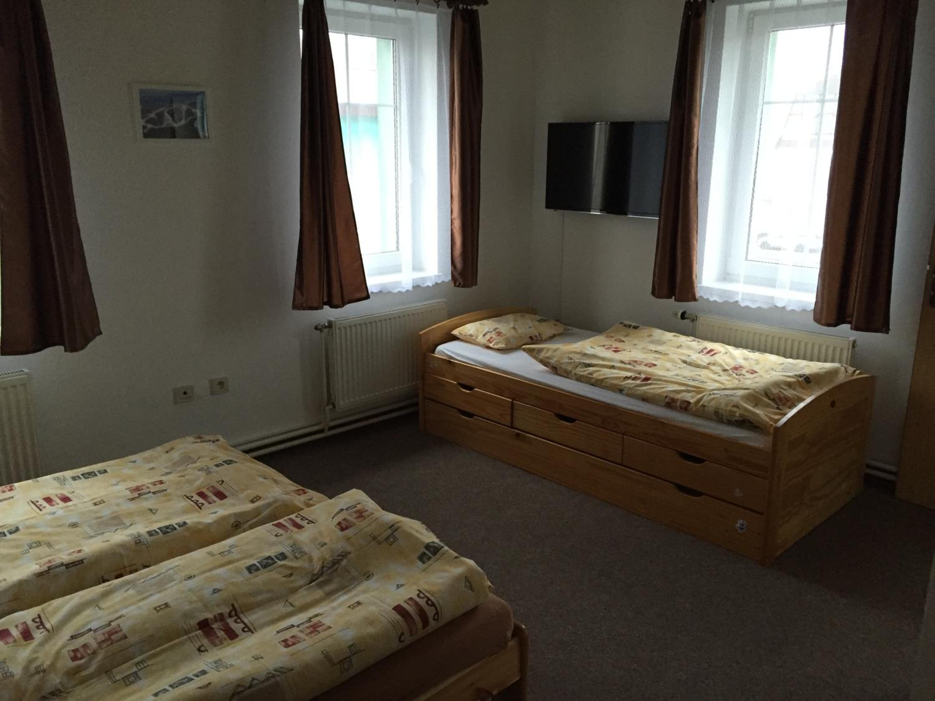 Standard Triple Room photo 3