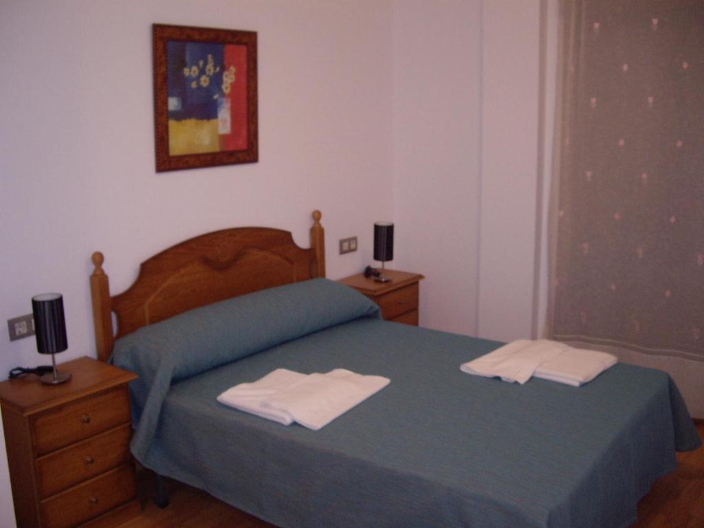 Apartamento de Dos Habitaciones - Monguió