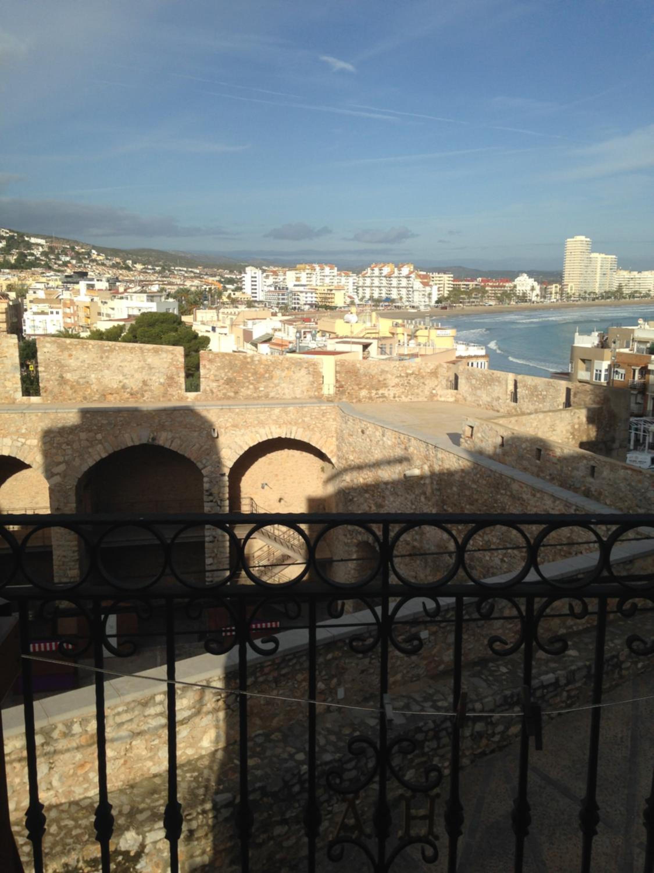Twin Room with Balcony and Sea View photo 3
