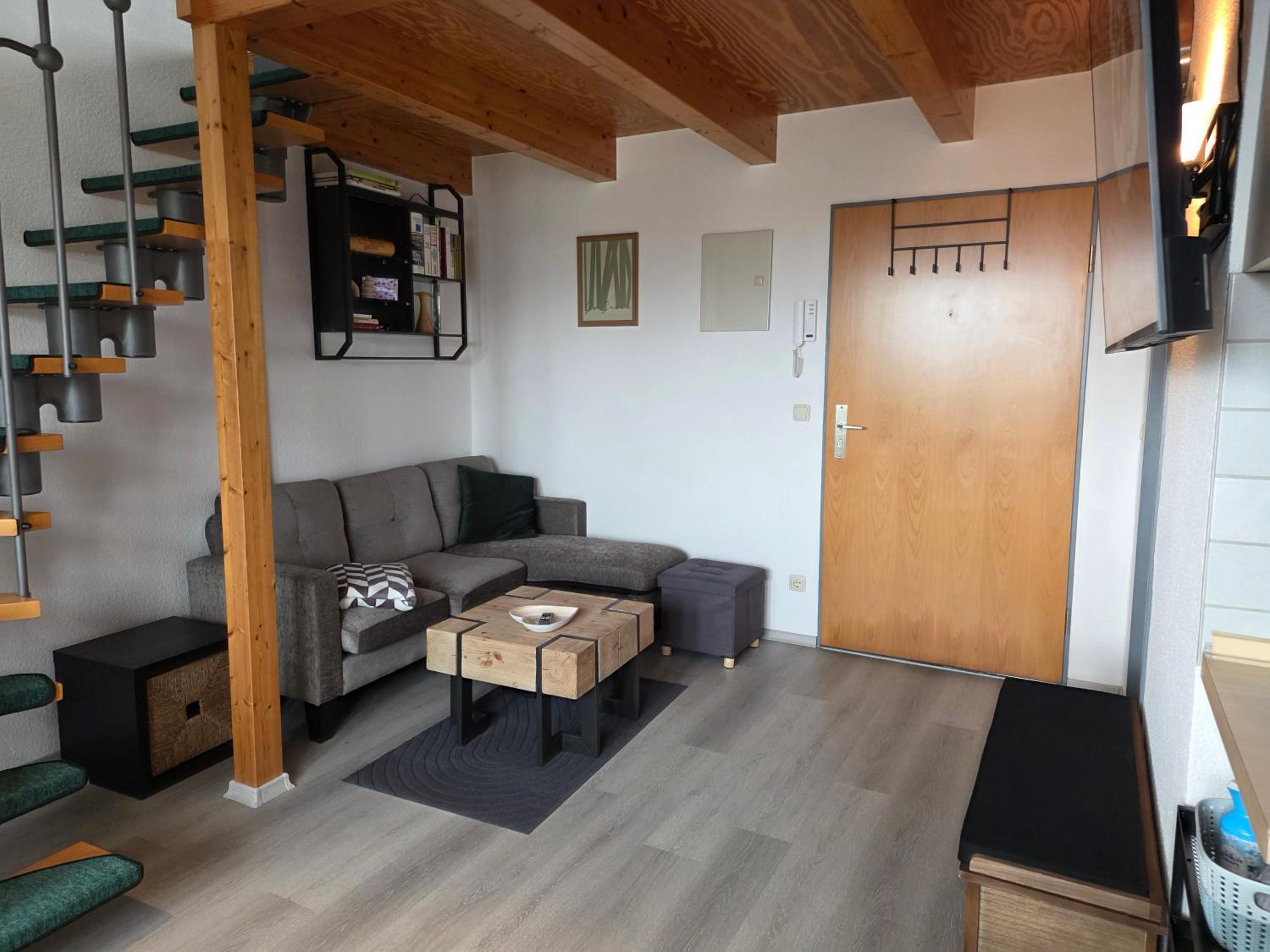 Apartment - Split Level photo 3