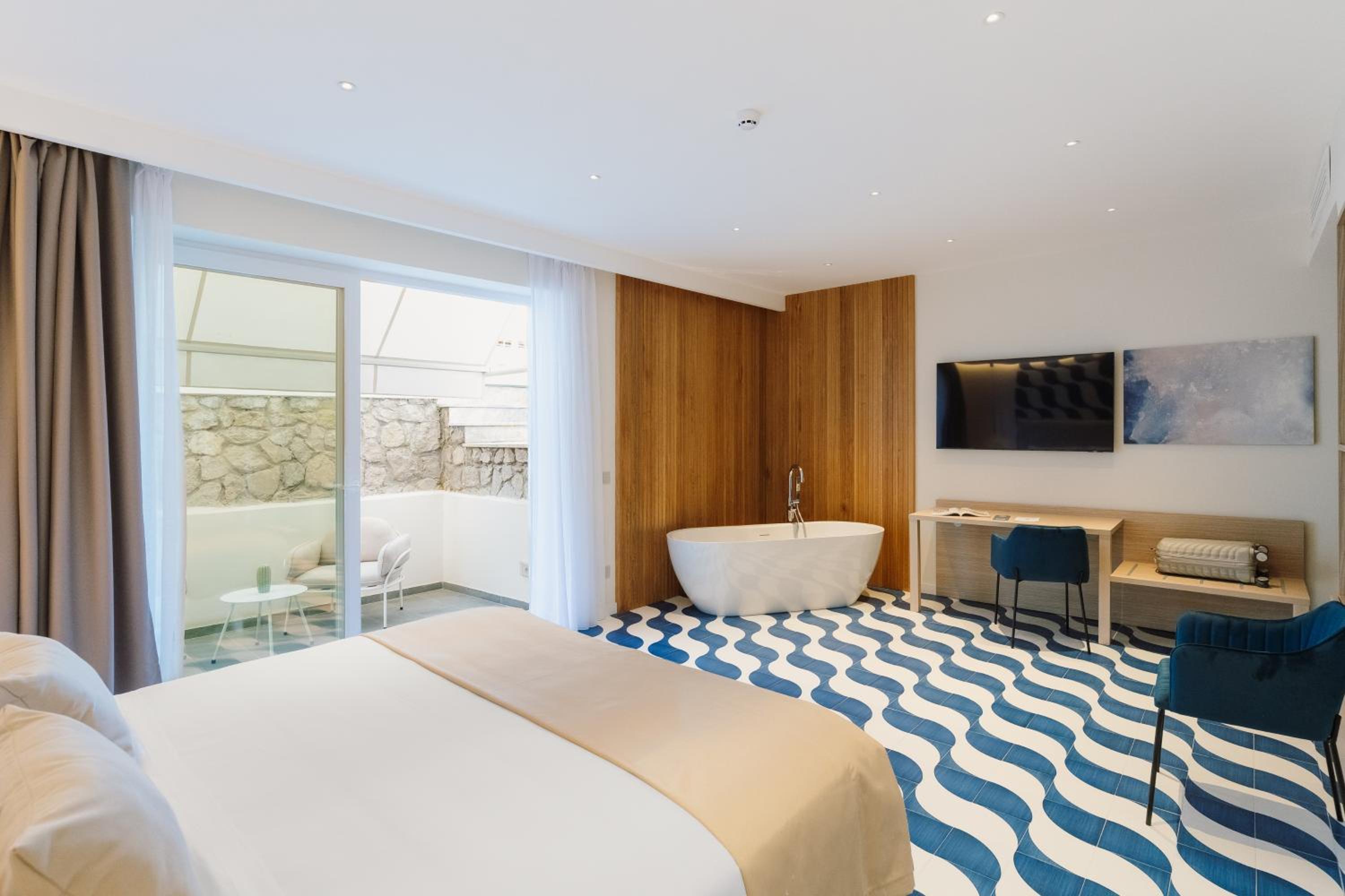 Junior Suite - Photo 2