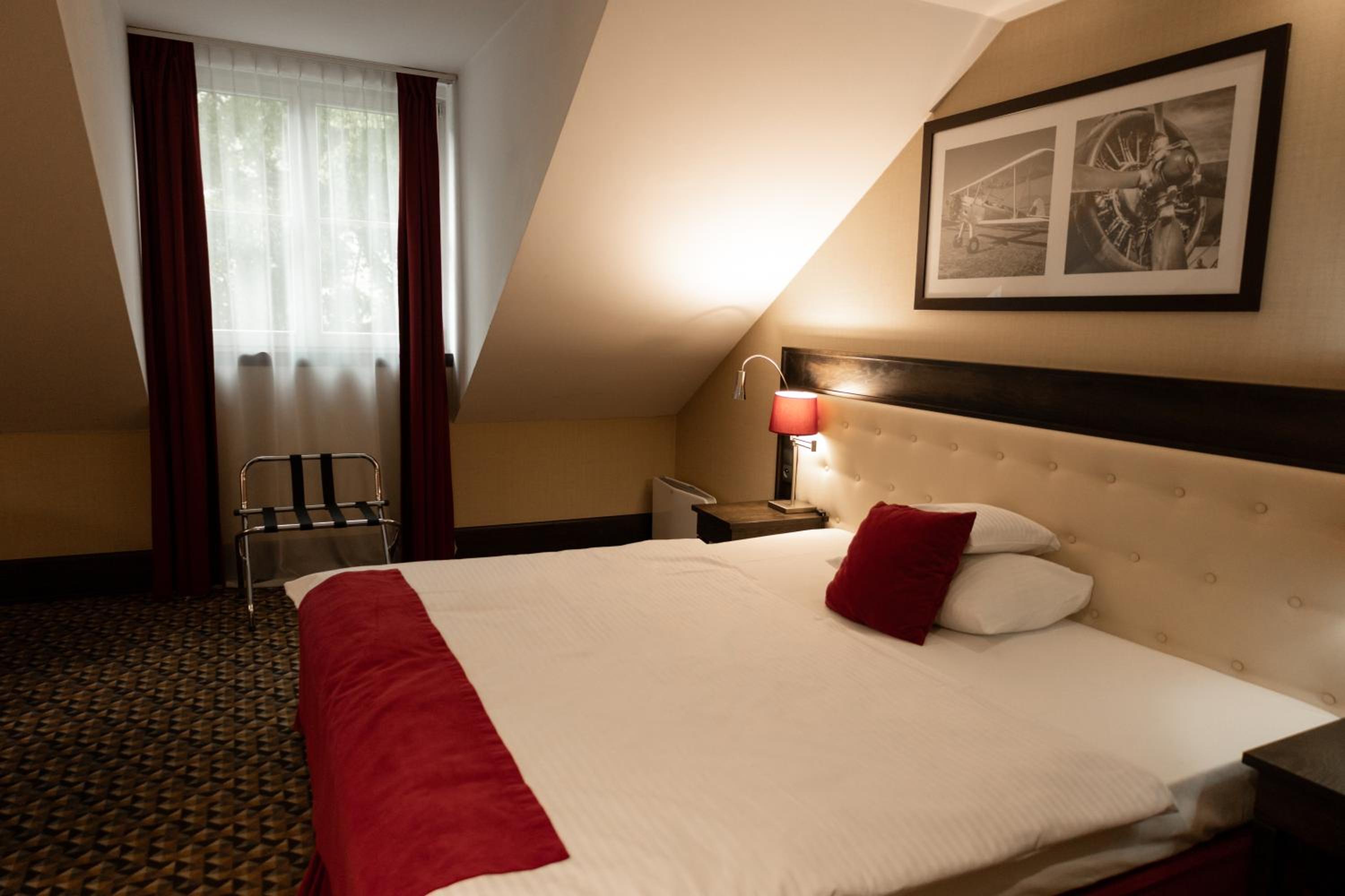 Deluxe Double Room with Extra Bed photo 1