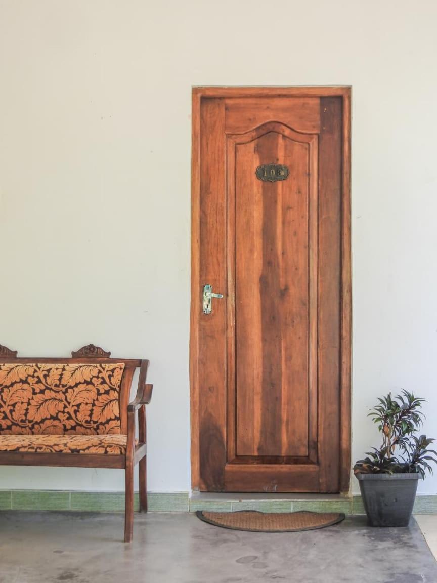 Basic Triple Room photo 2