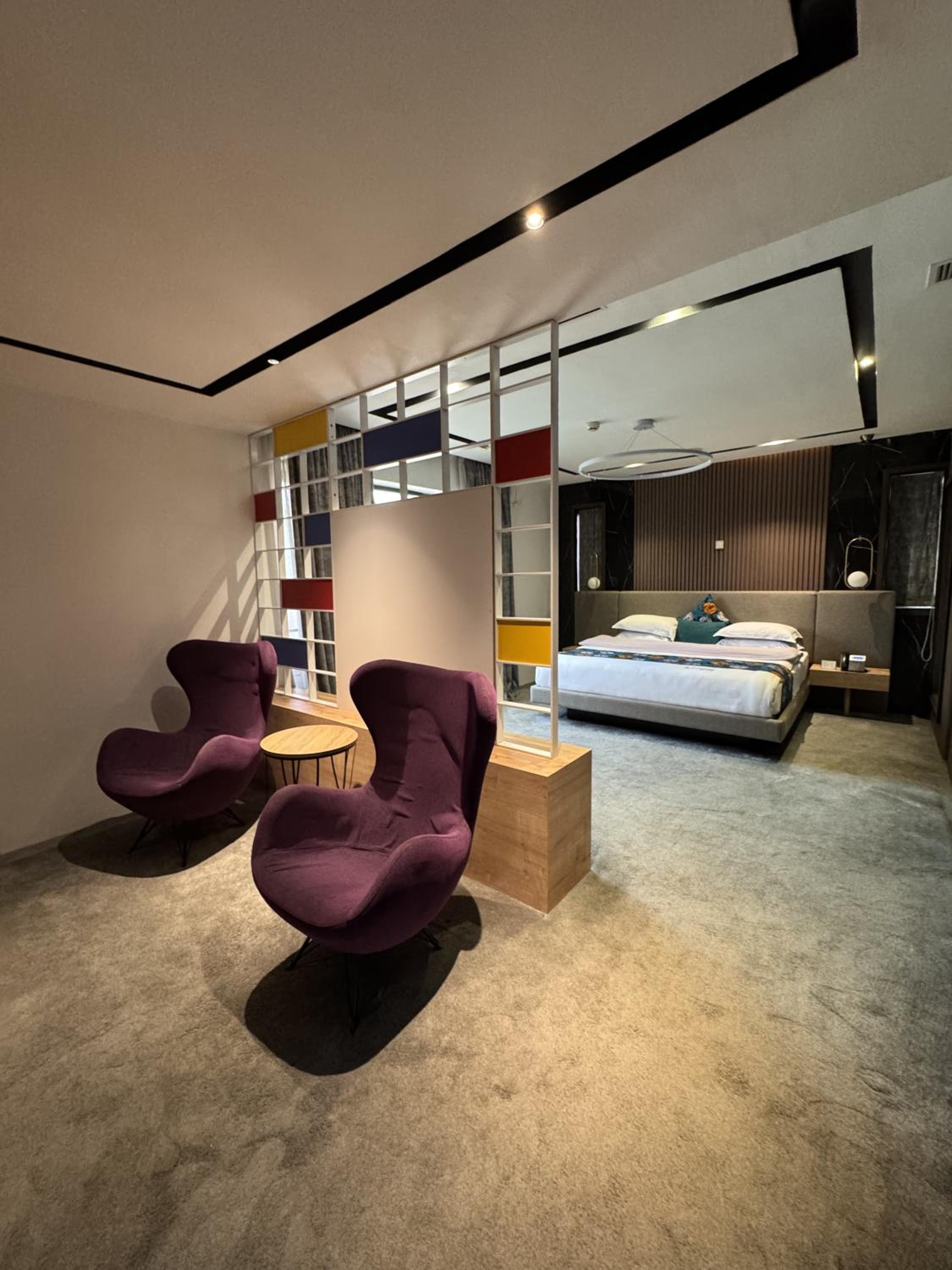 One-Bedroom Apartment with Balcony photo 2