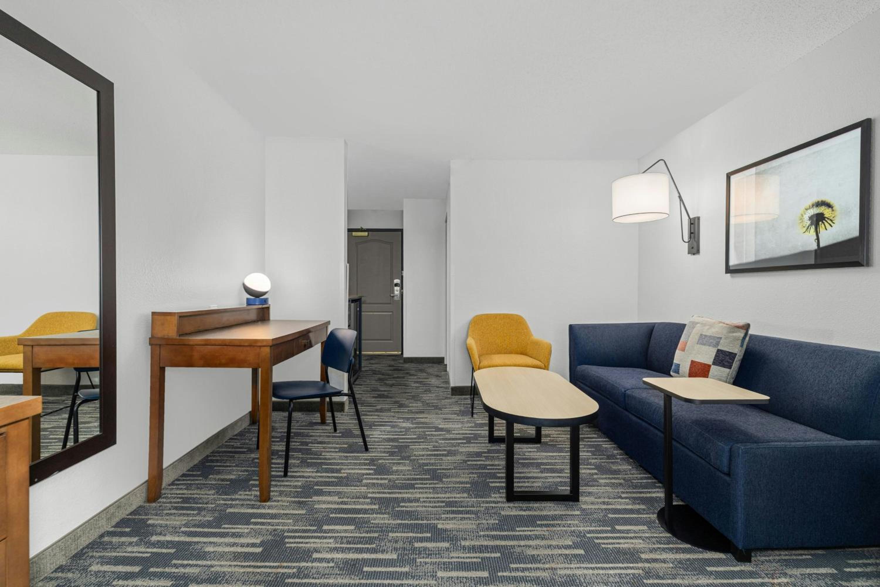 King Suite with Sofa Bed - Photo 2