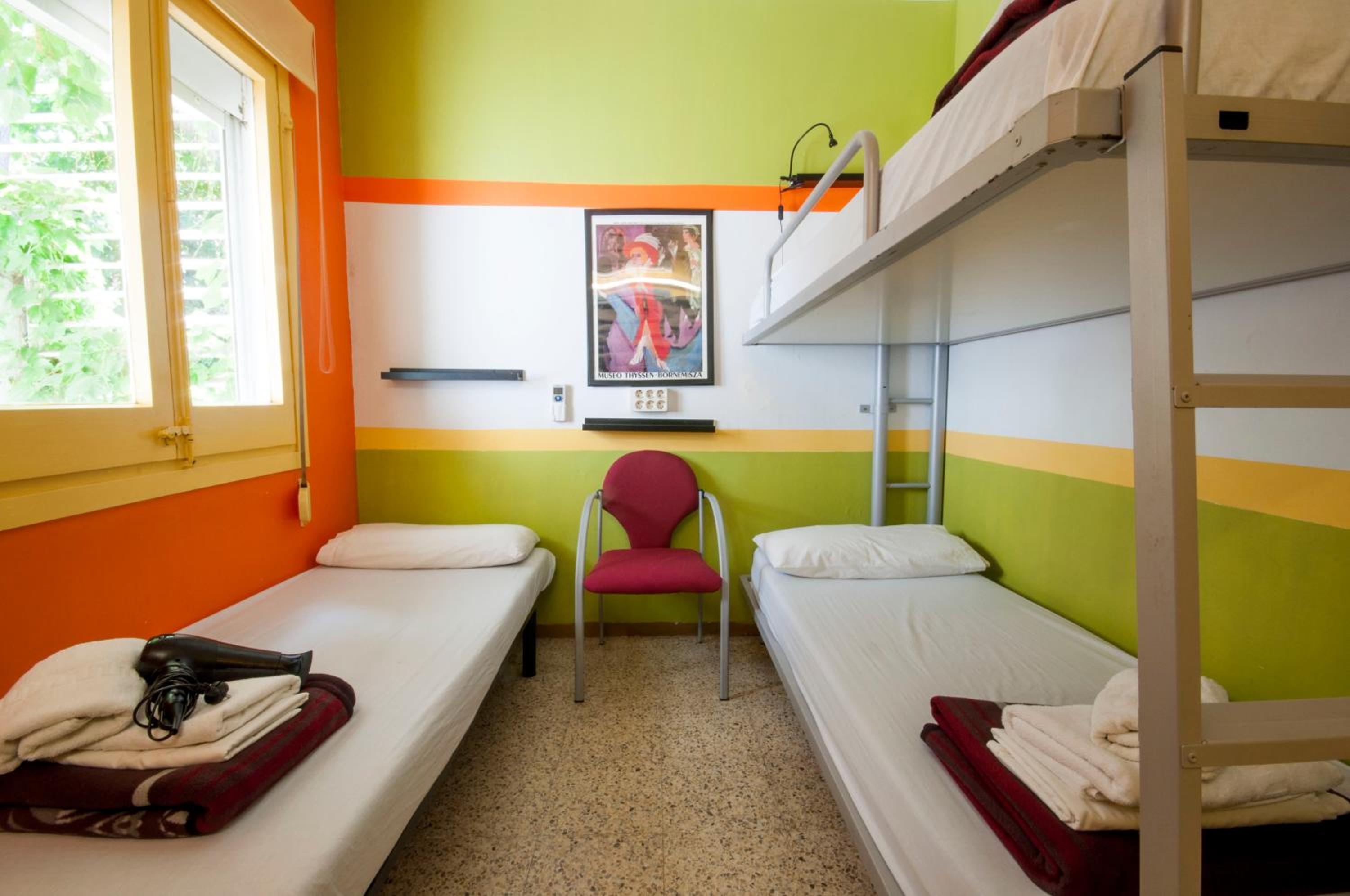 Habitación Triple con Baño Privado