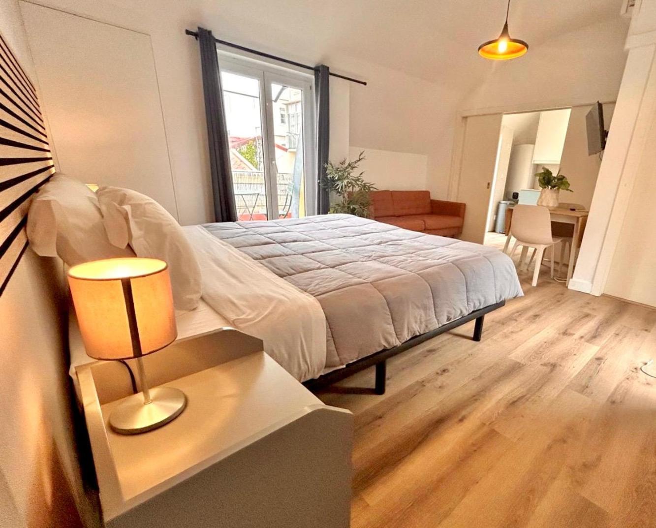 Apartment with Terrace photo 1