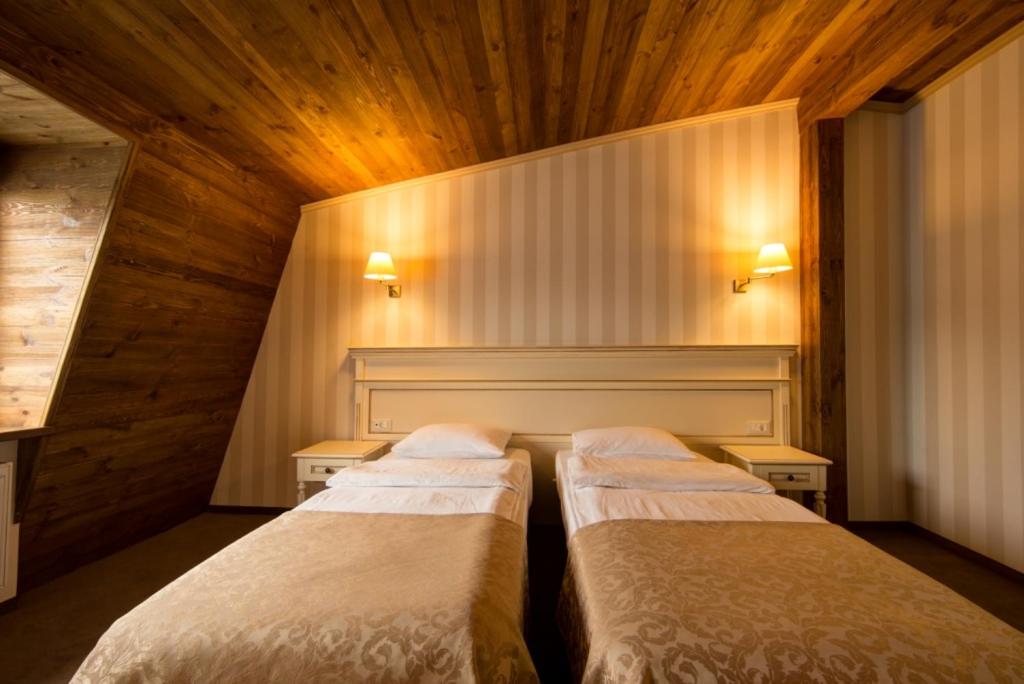 Double or Twin Room photo 3