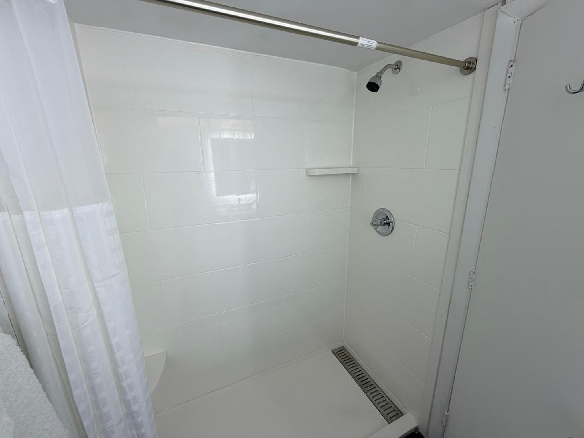 Deluxe Single Room photo 3