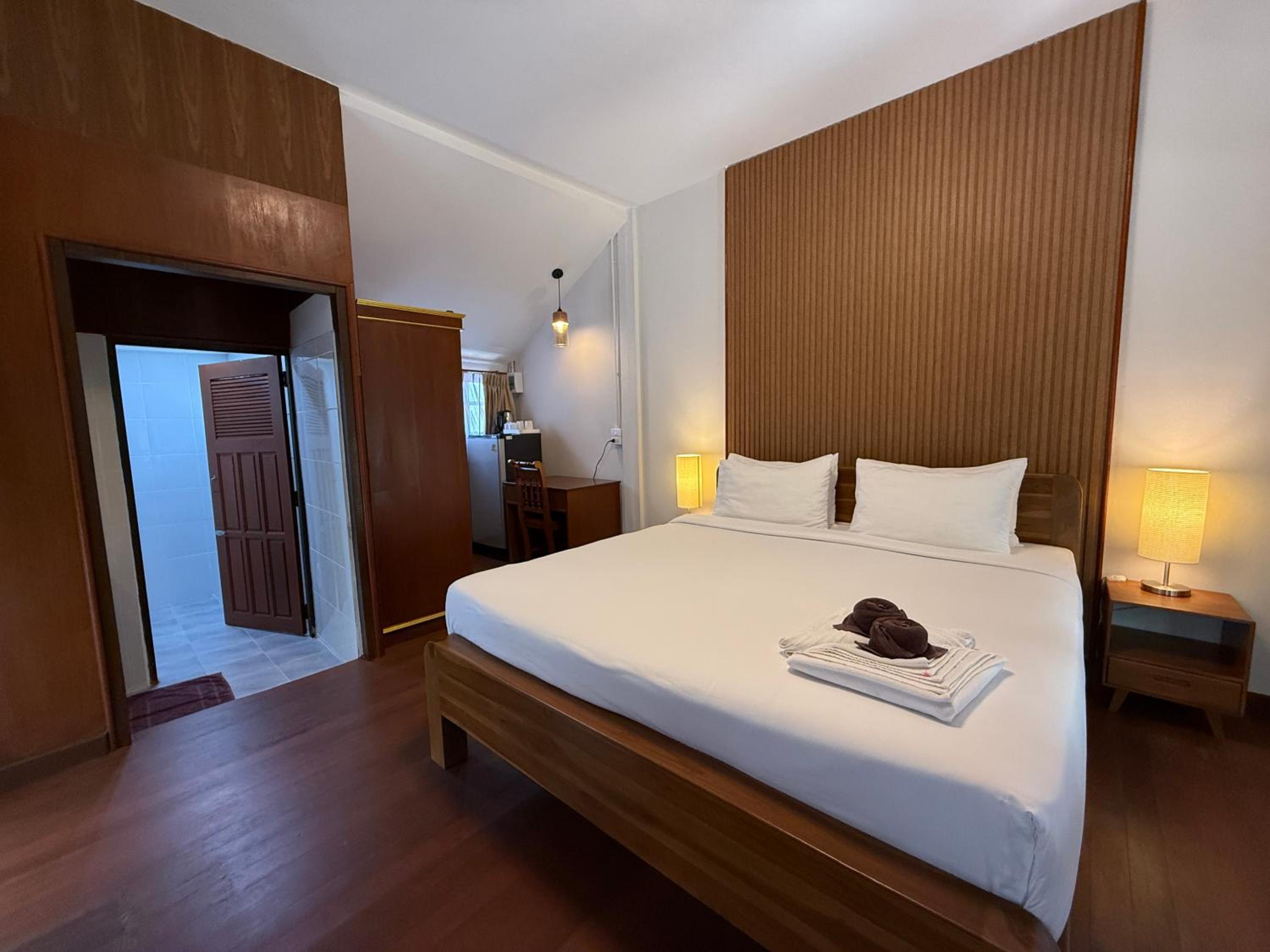 Deluxe Double Room photo 3