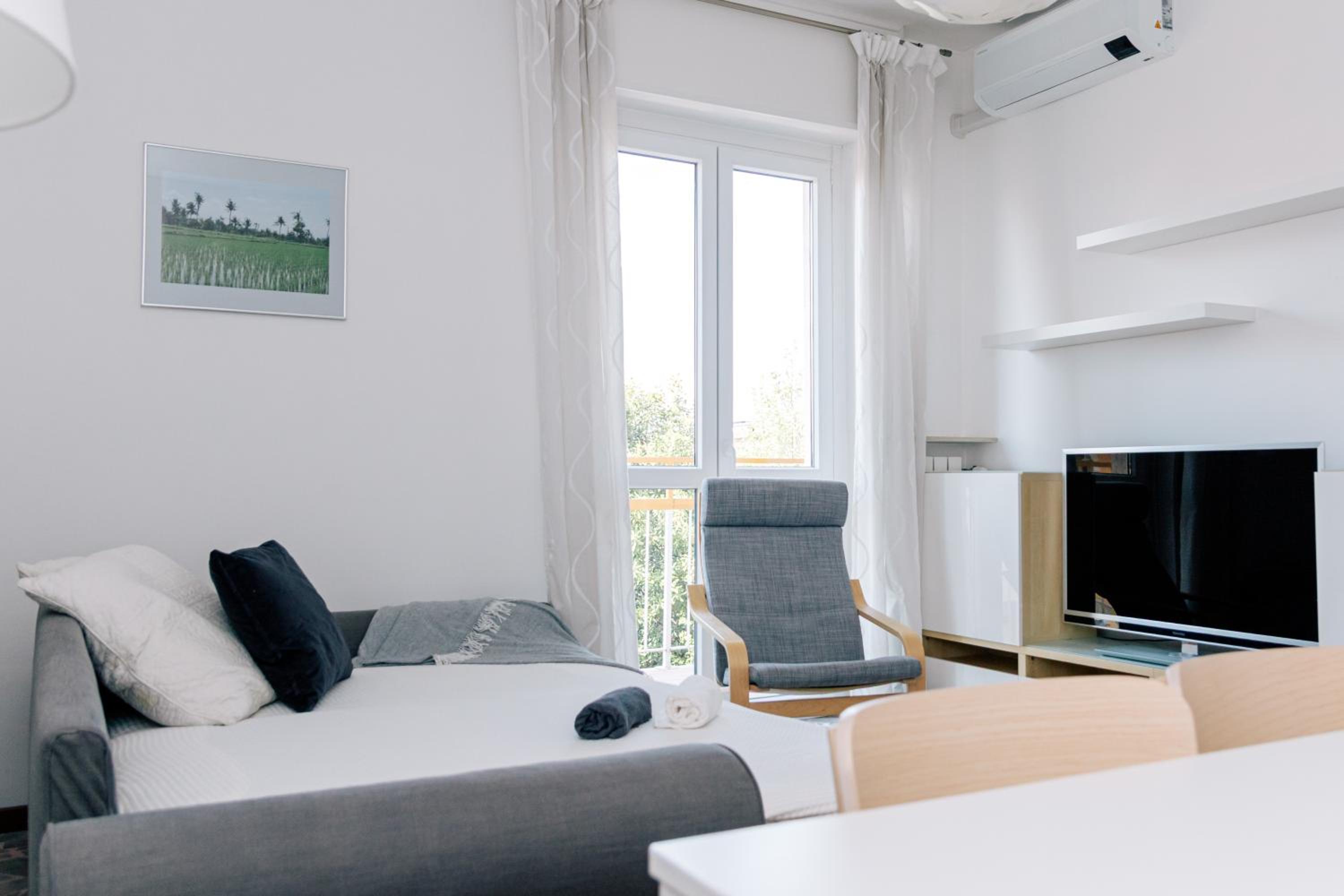 One-Bedroom Family Apartment