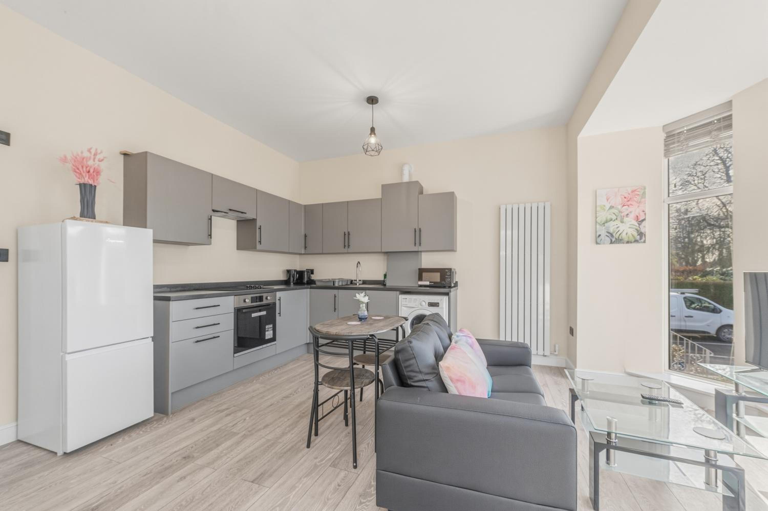 One-Bedroom Premier Apartment