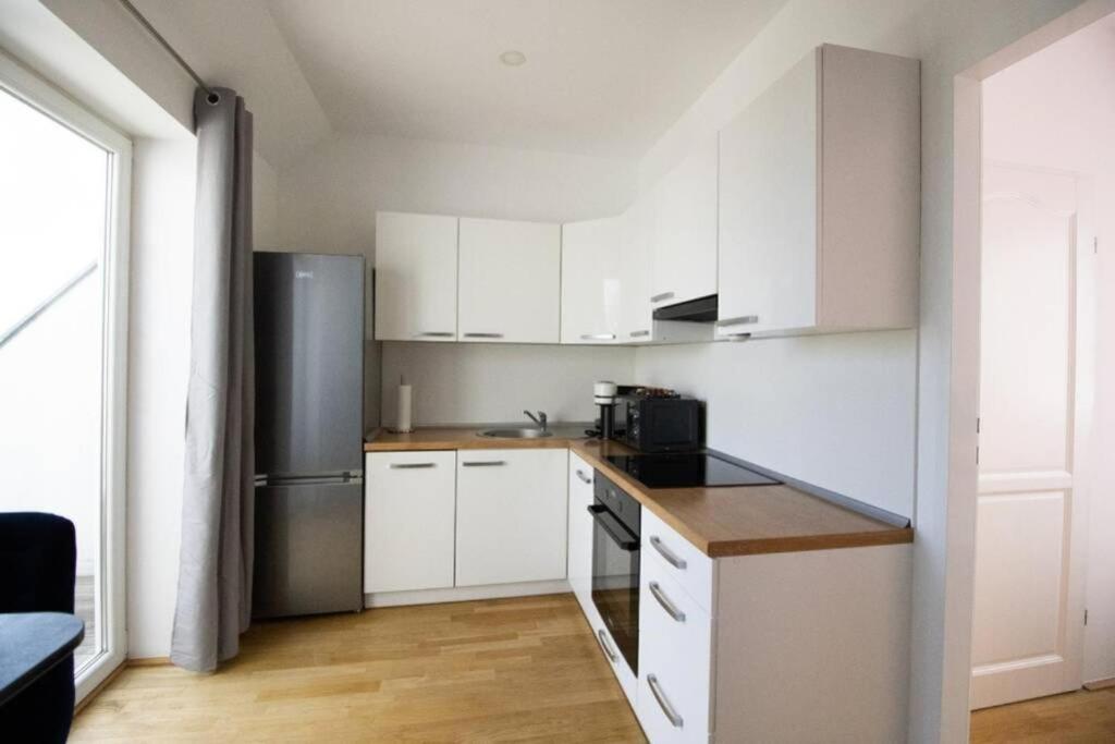 One-Bedroom Apartment with Balcony