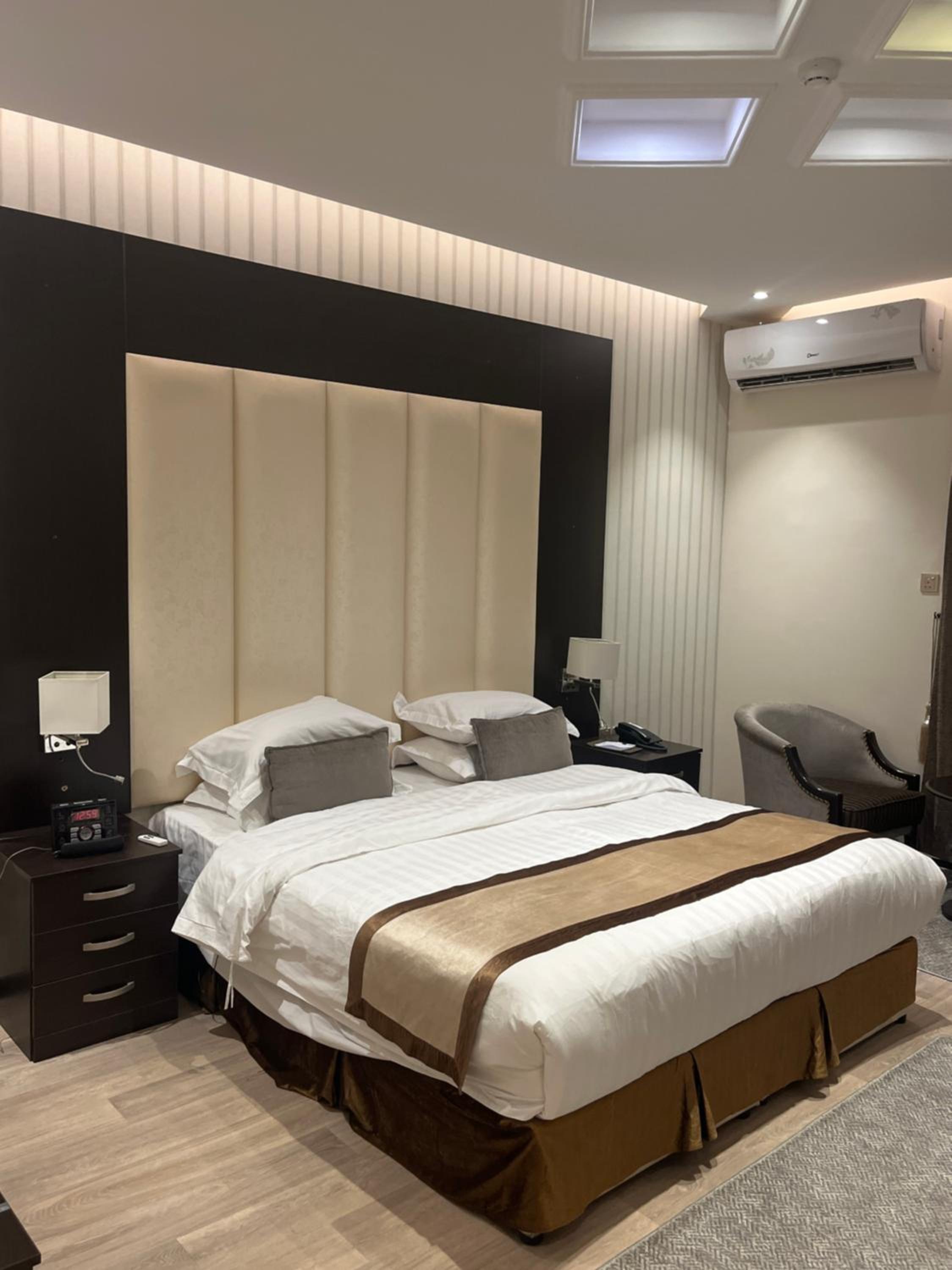 Double Room - Disability Access photo 2