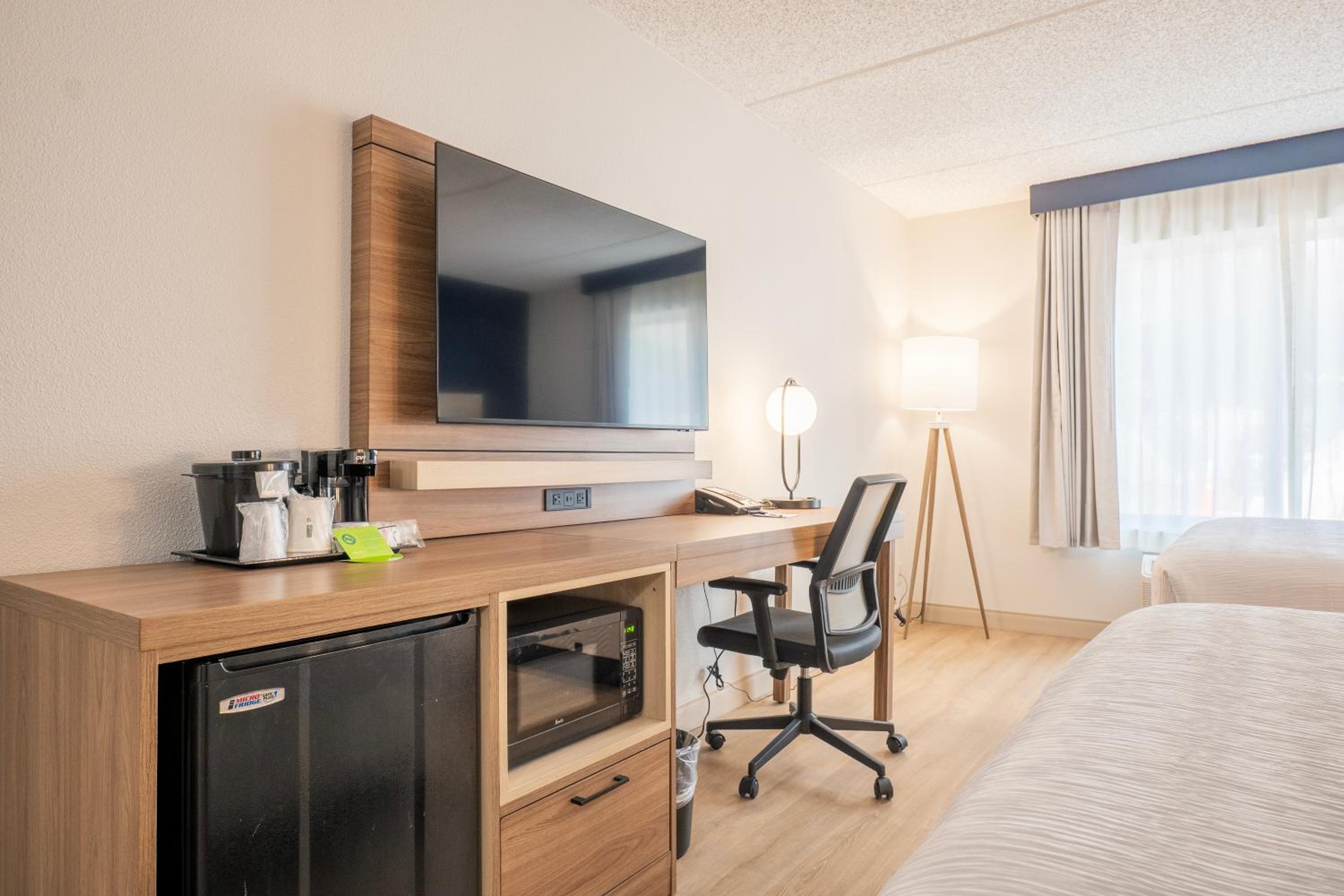 Double Room with Two Double Beds - Pet Friendly/Non-Smoking - Photo 6