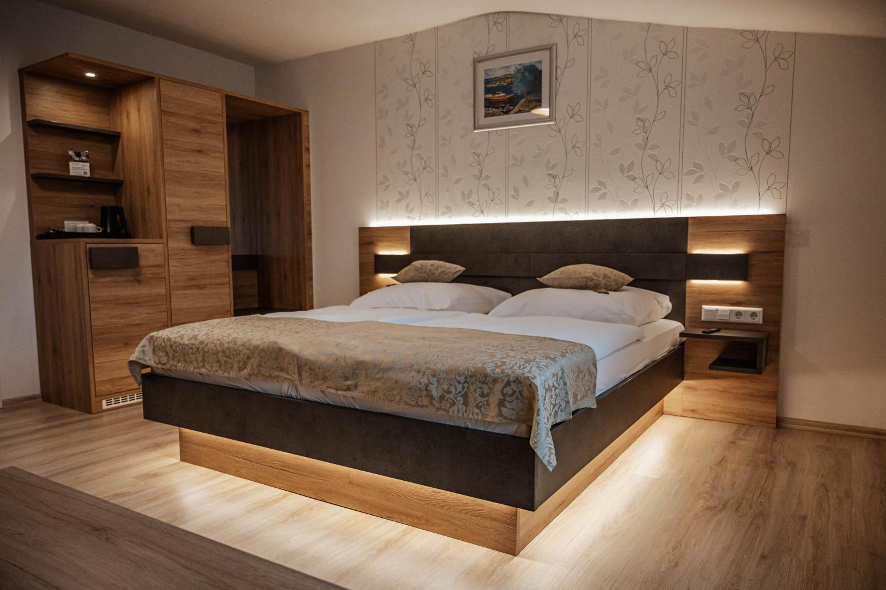 Double Room - Photo 1