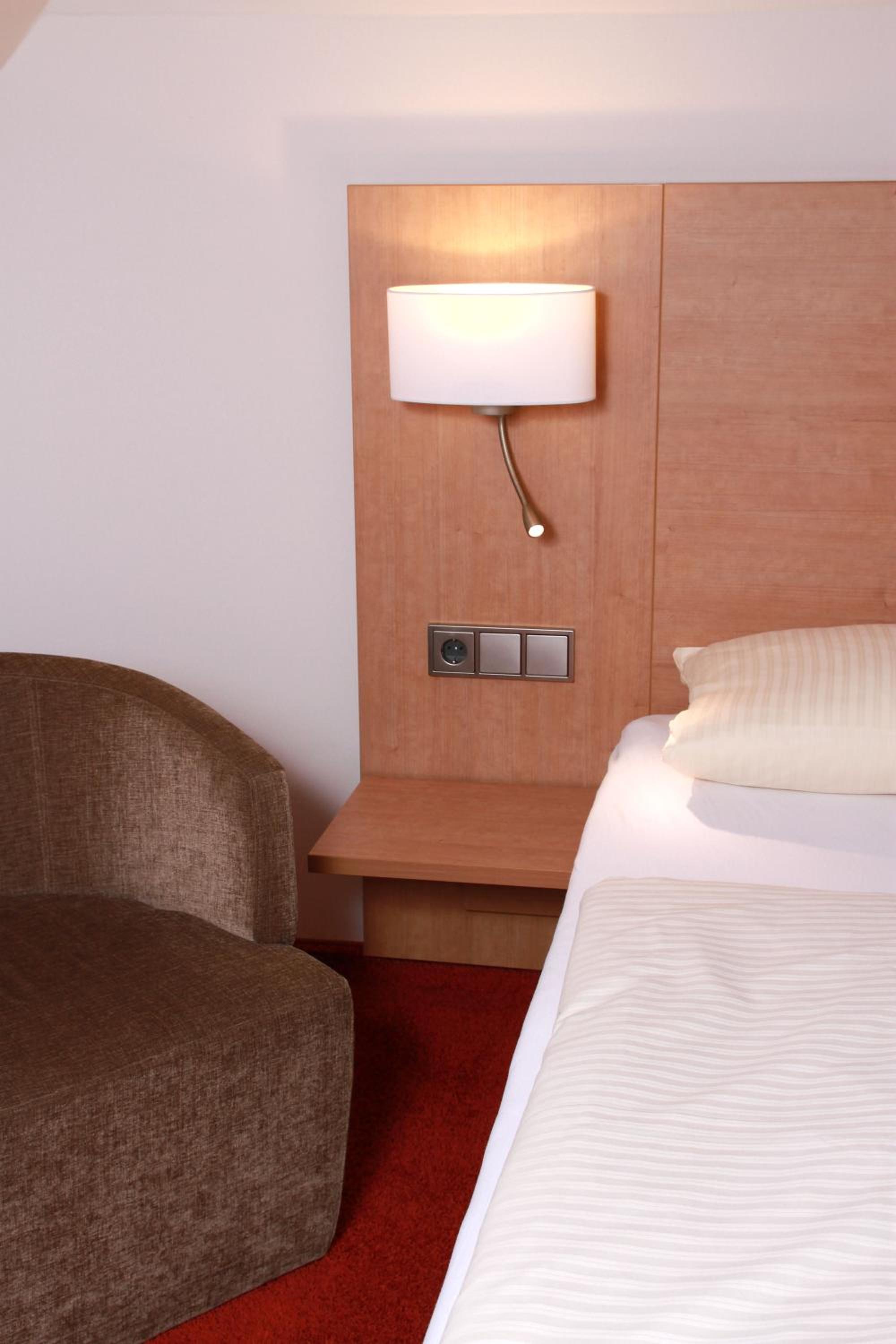 Standard Quadruple Room (2 adults + 2 children) - Photo 1