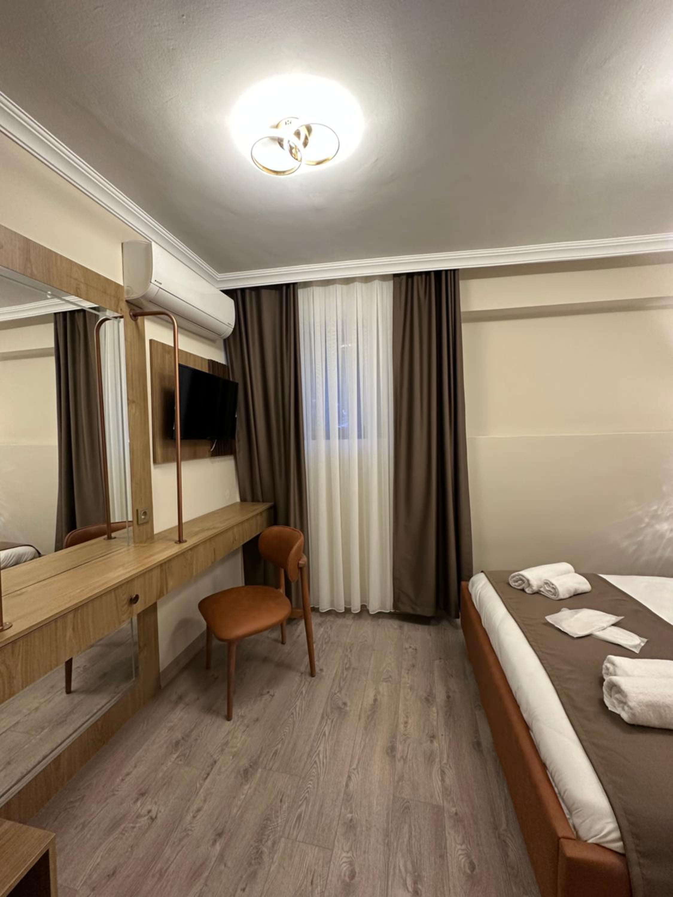 Economy Double Room photo 3