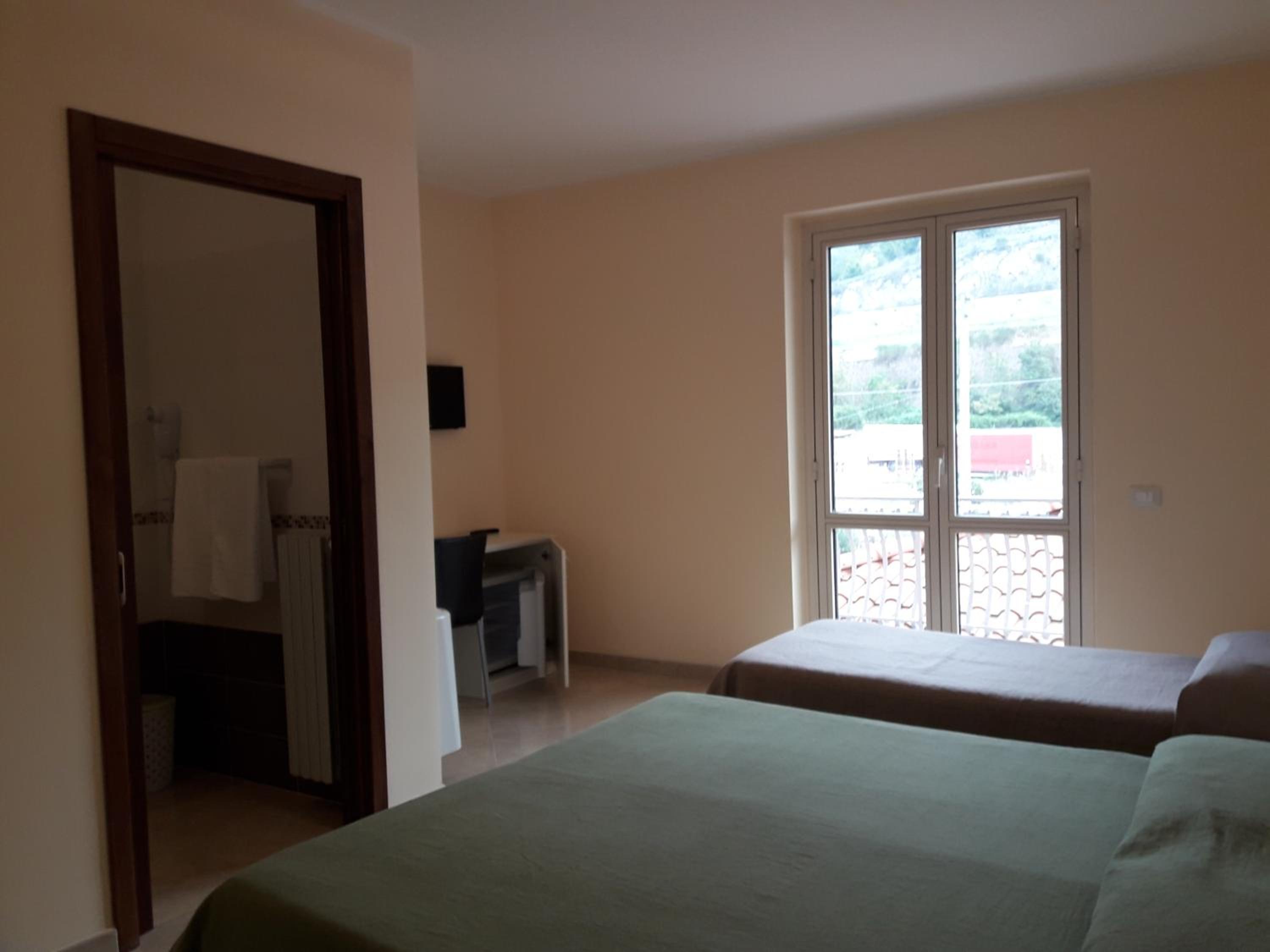 Triple Room With Balcony photo 1