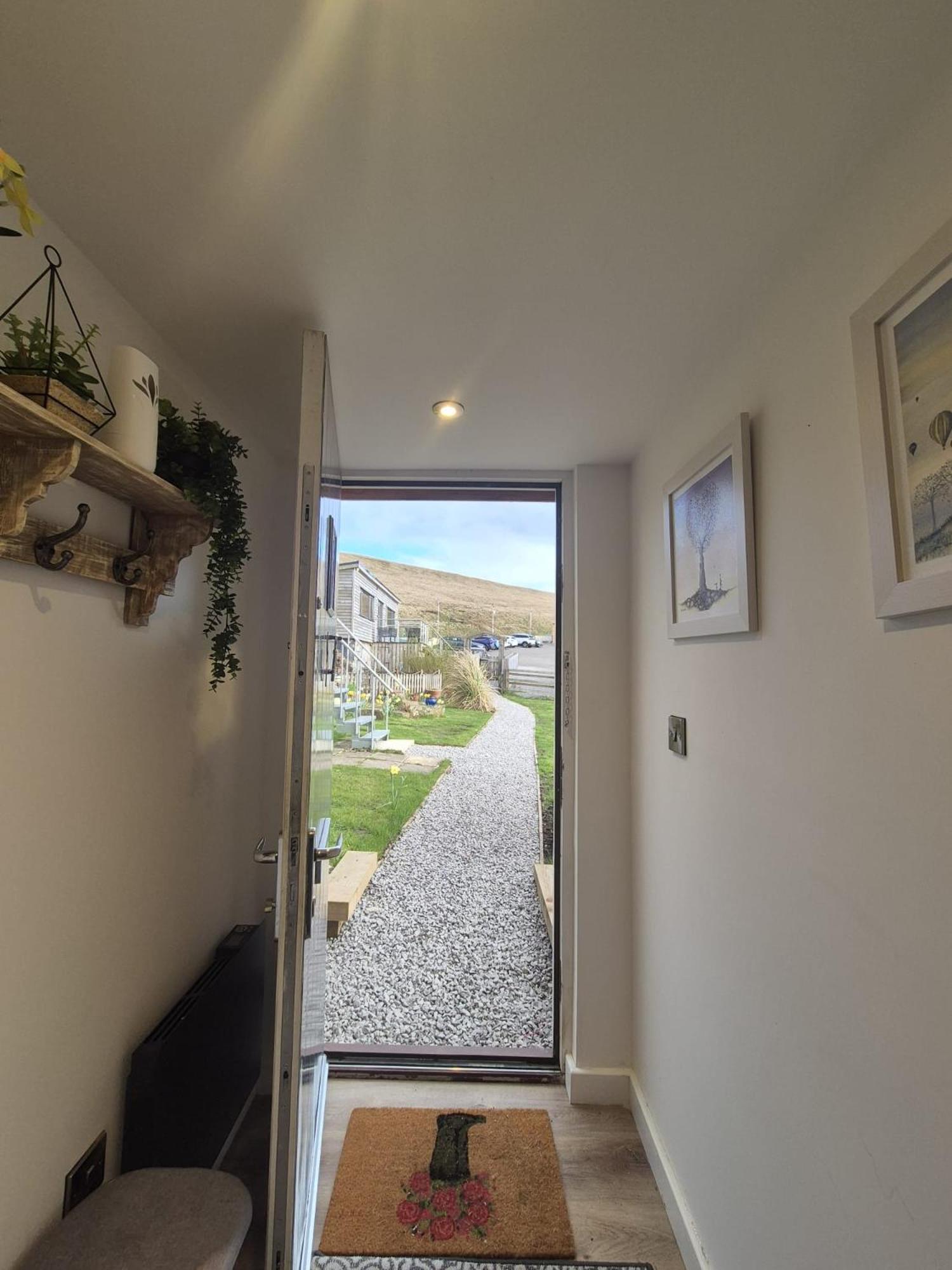 Deluxe Two-Bedroom Apartment with Garden View