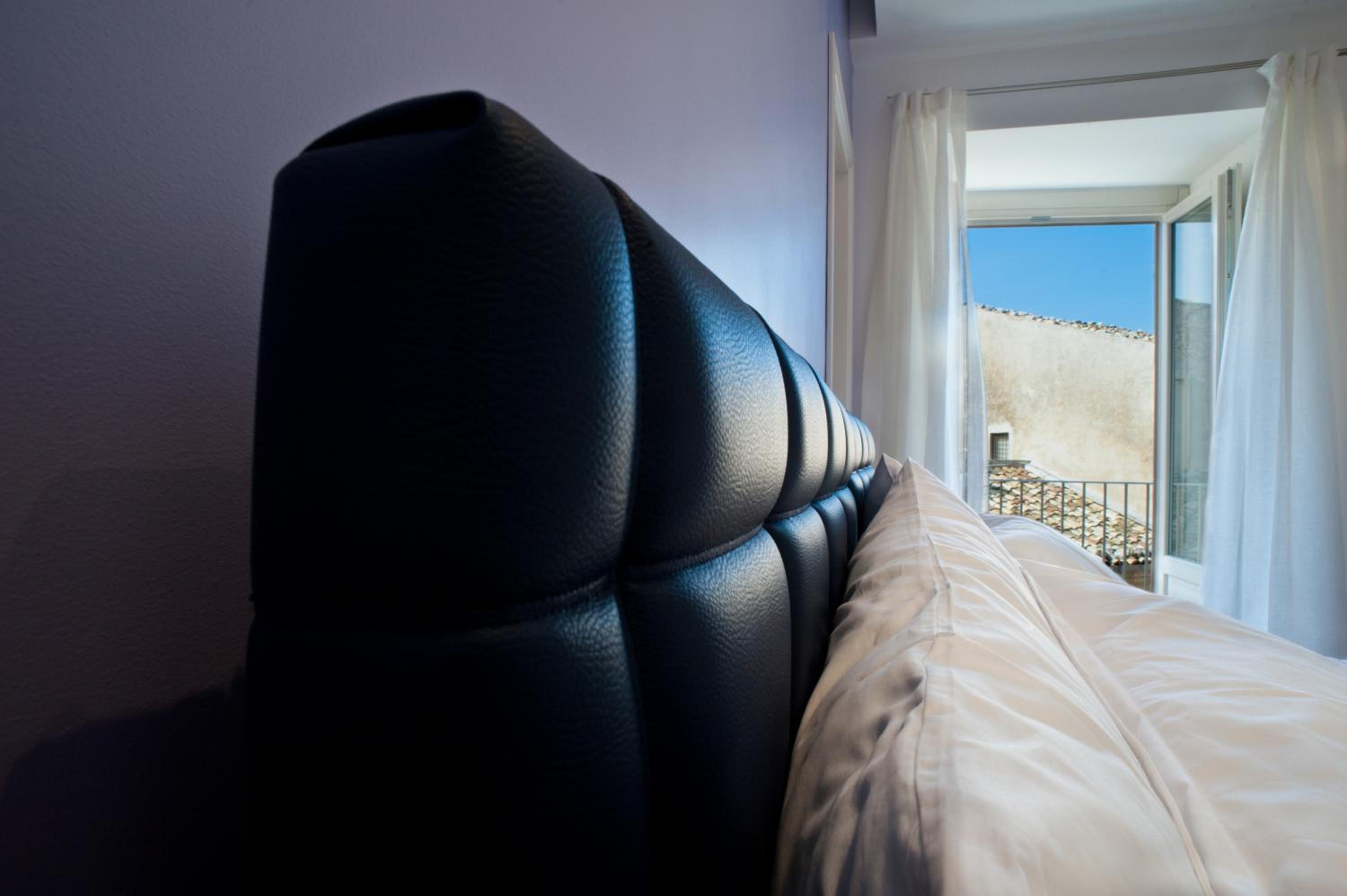 Apartment with Balcony photo 1