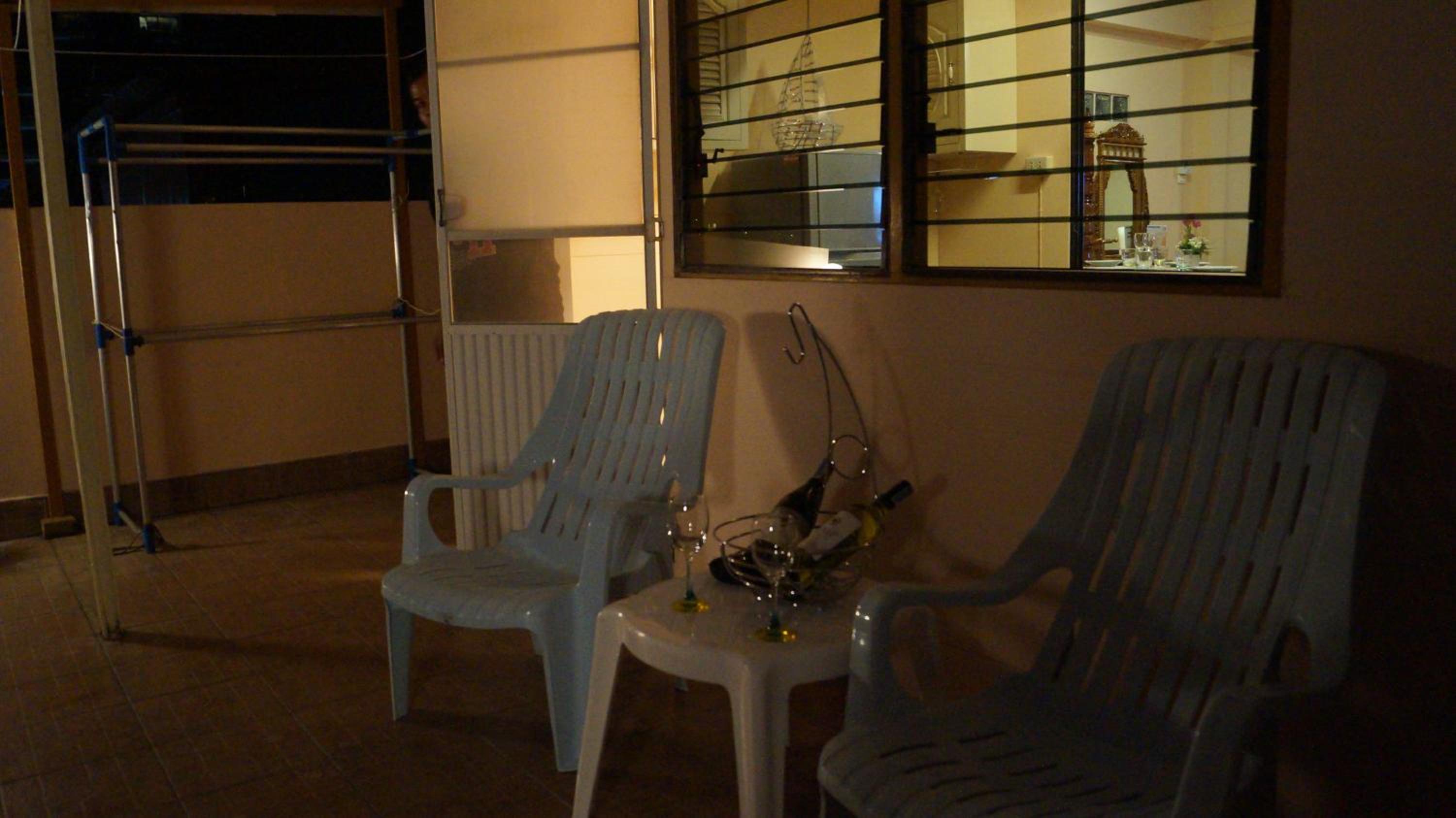 Studio Apartment - Photo 22