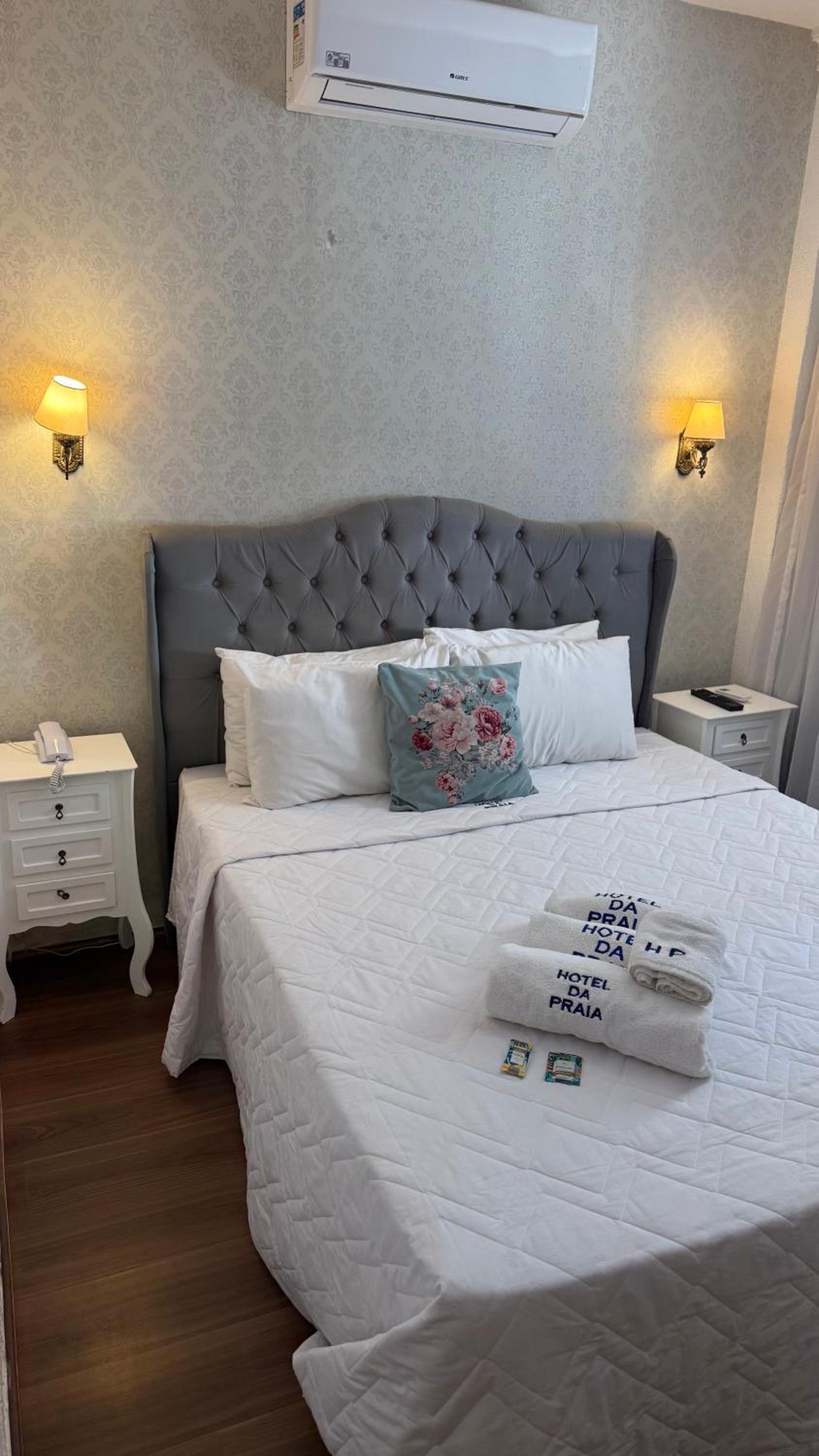 Deluxe Suite with Sea View