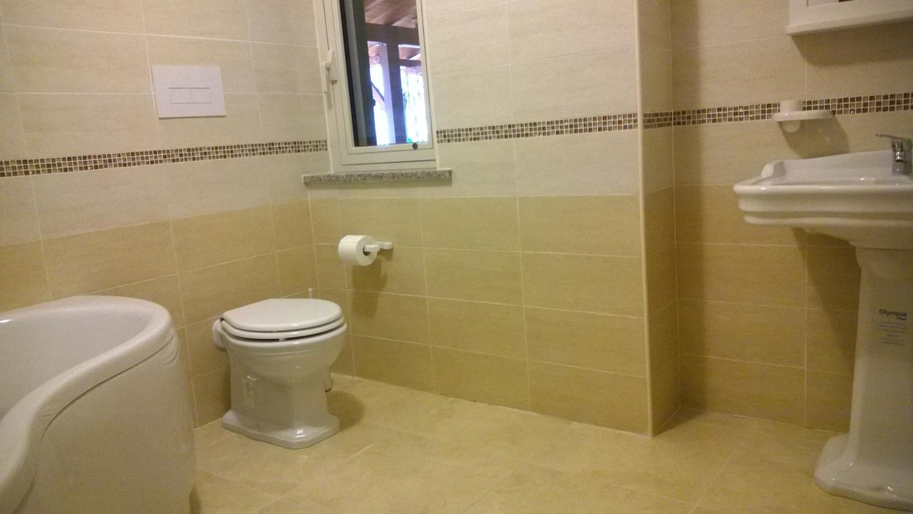 Double Room With Shared Bathroom photo 1