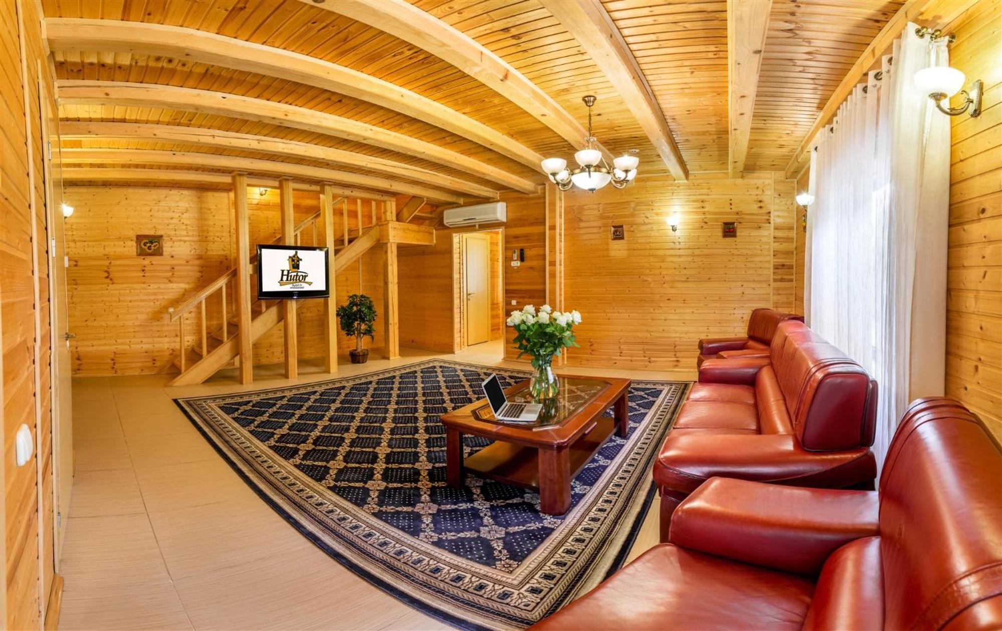 Three-Bedroom Chalet photo 1