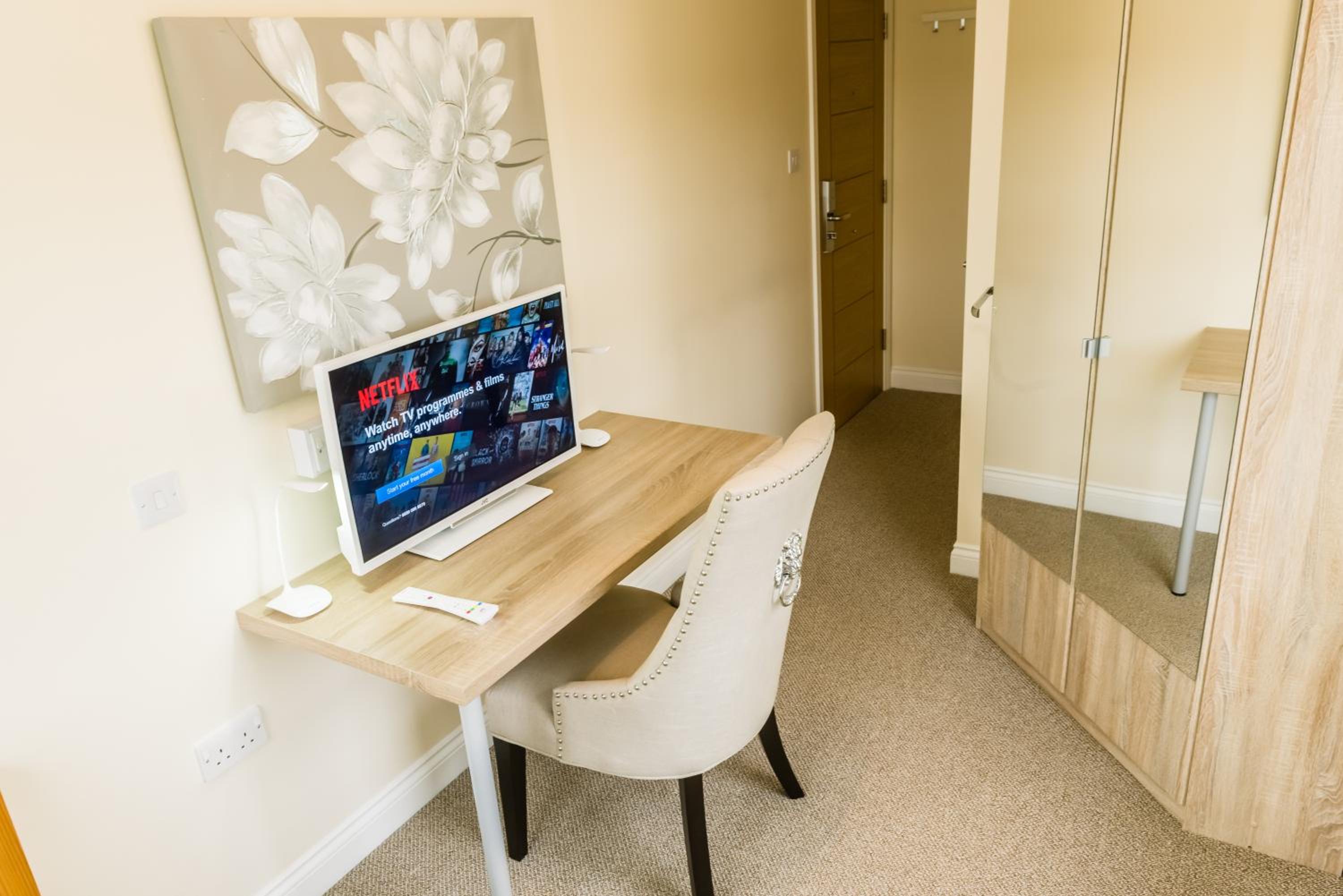 Single Room photo 3