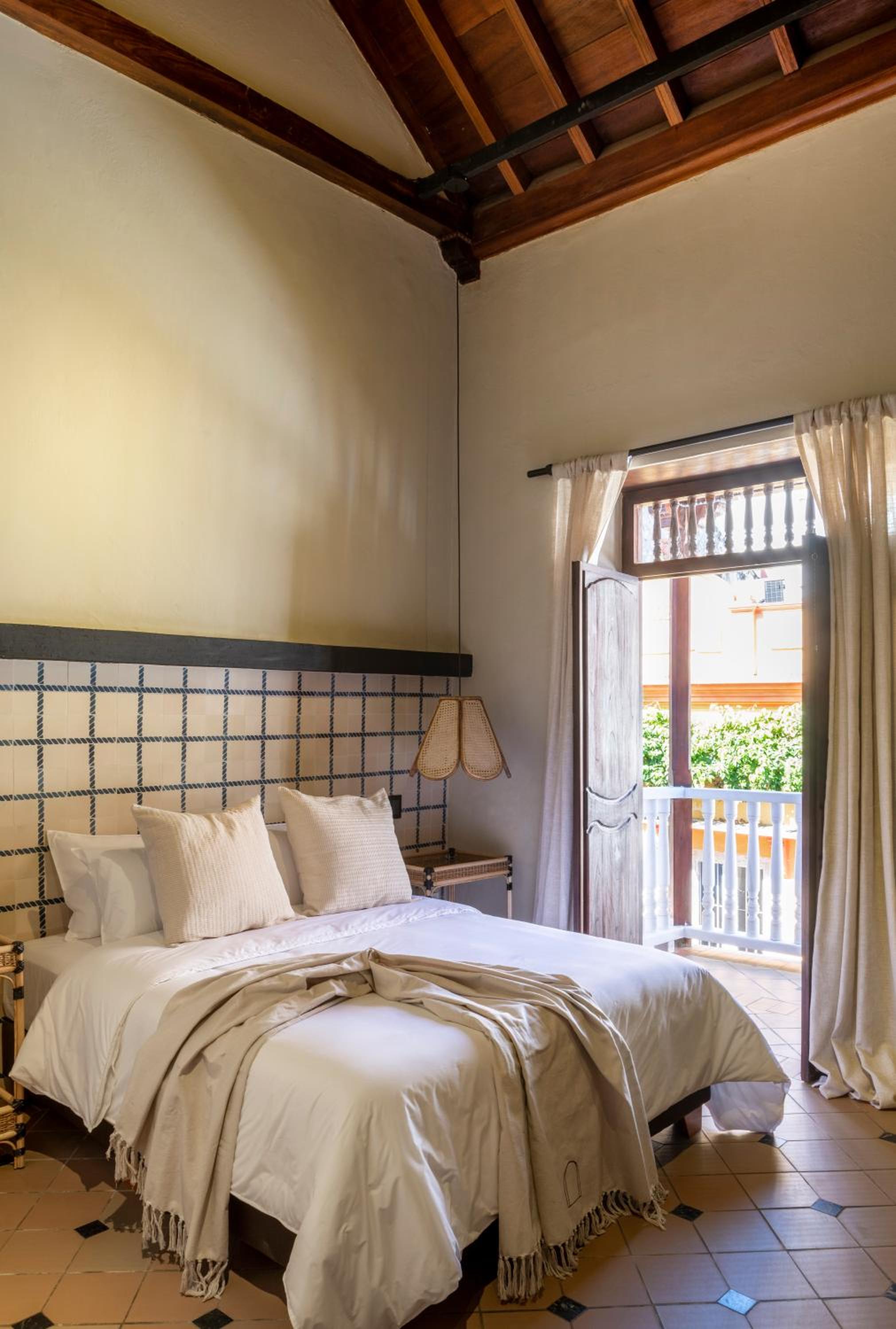 Junior Suite with Balcony photo 1