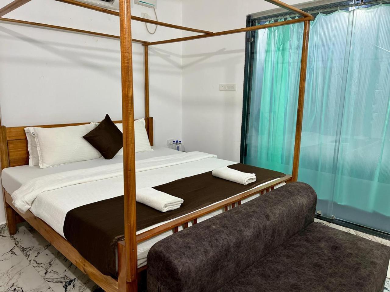 Deluxe Queen Room photo 1
