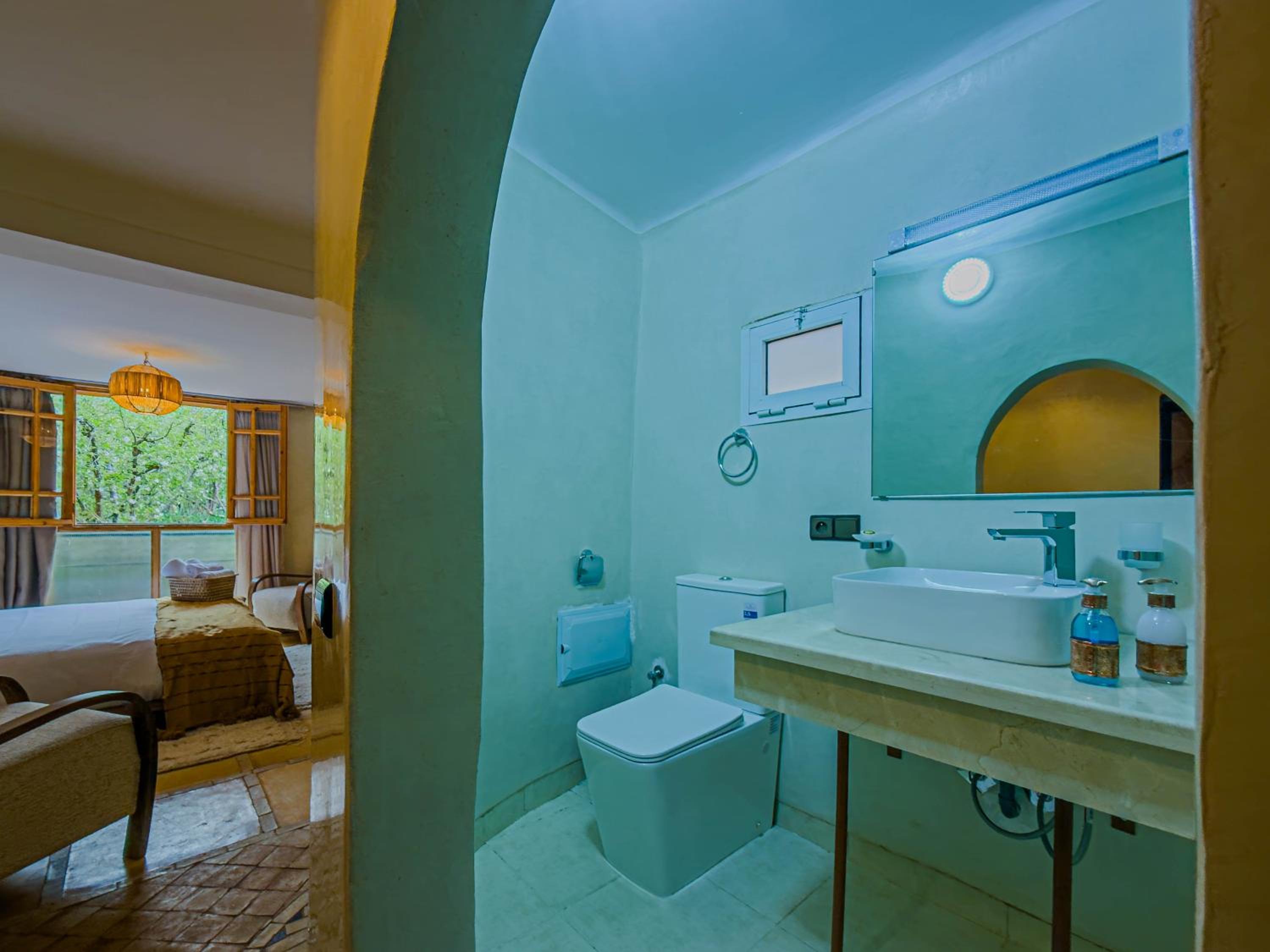 King Room with Mountain View photo 1