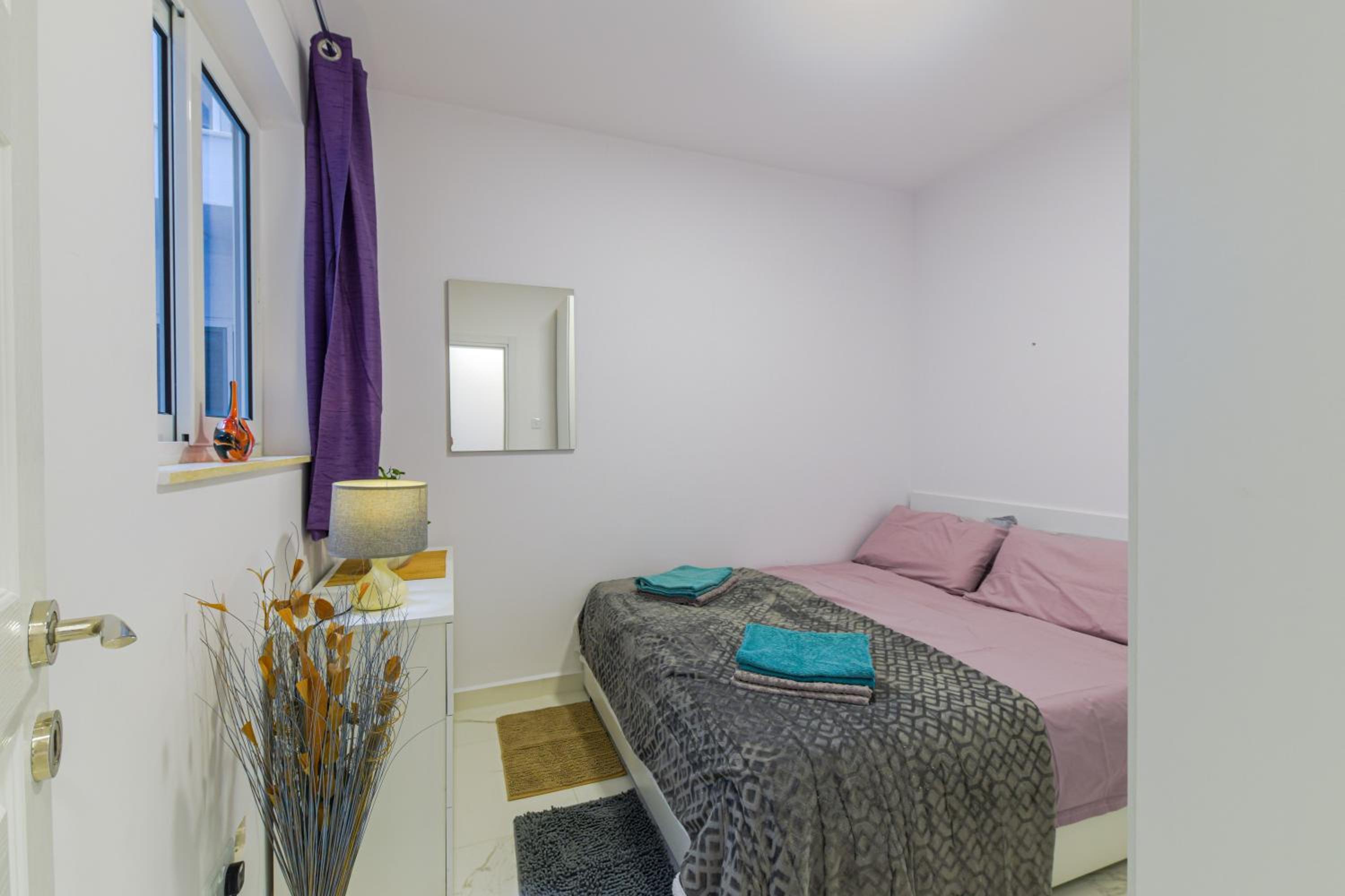 Three-Bedroom Apartment with Balcony