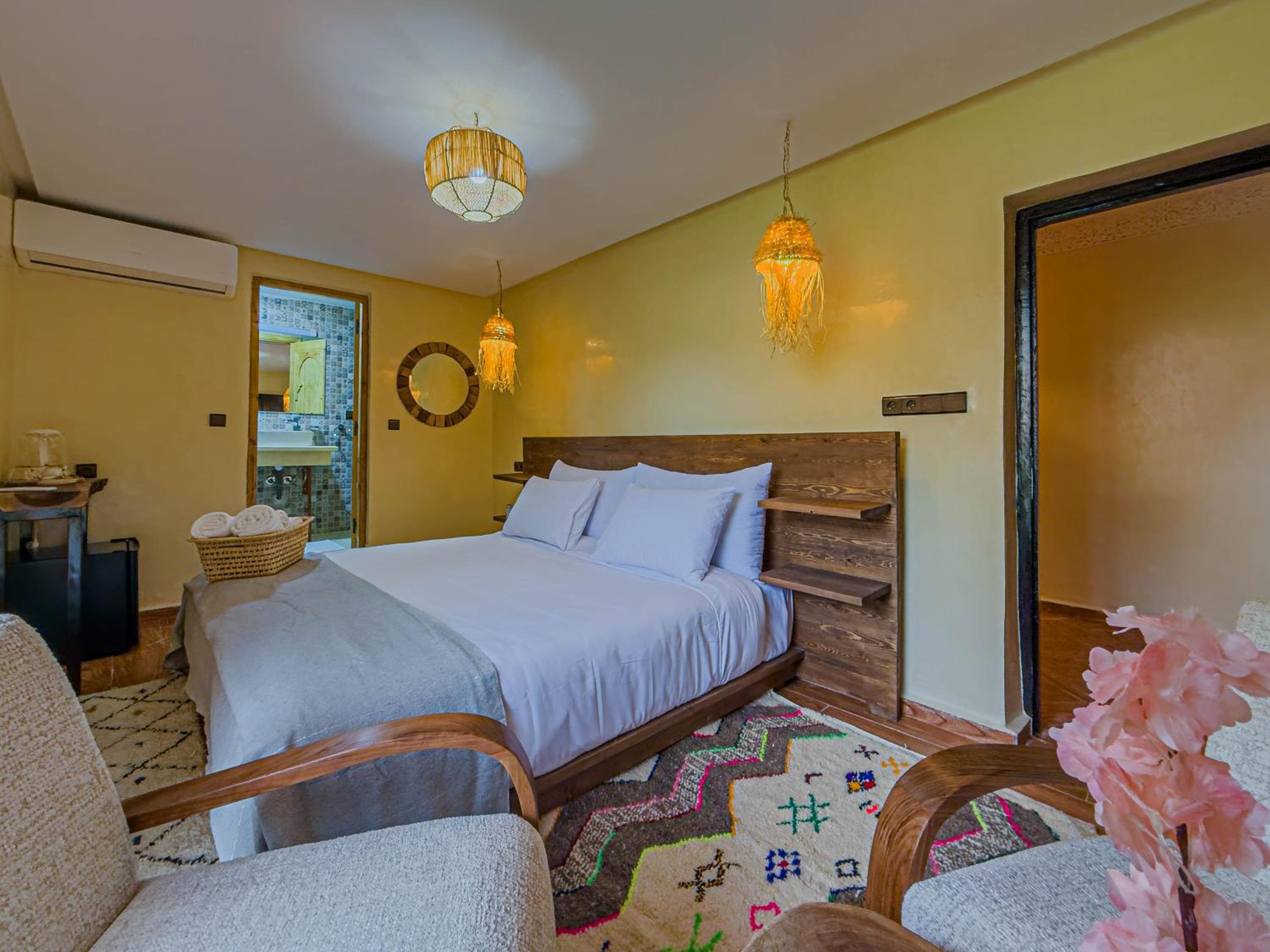 Superior Queen Room photo 2