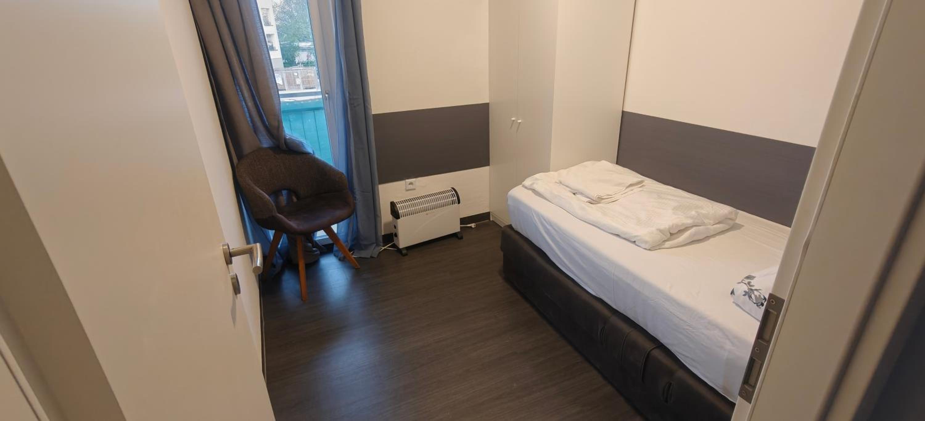 Two-Bedroom House photo 3