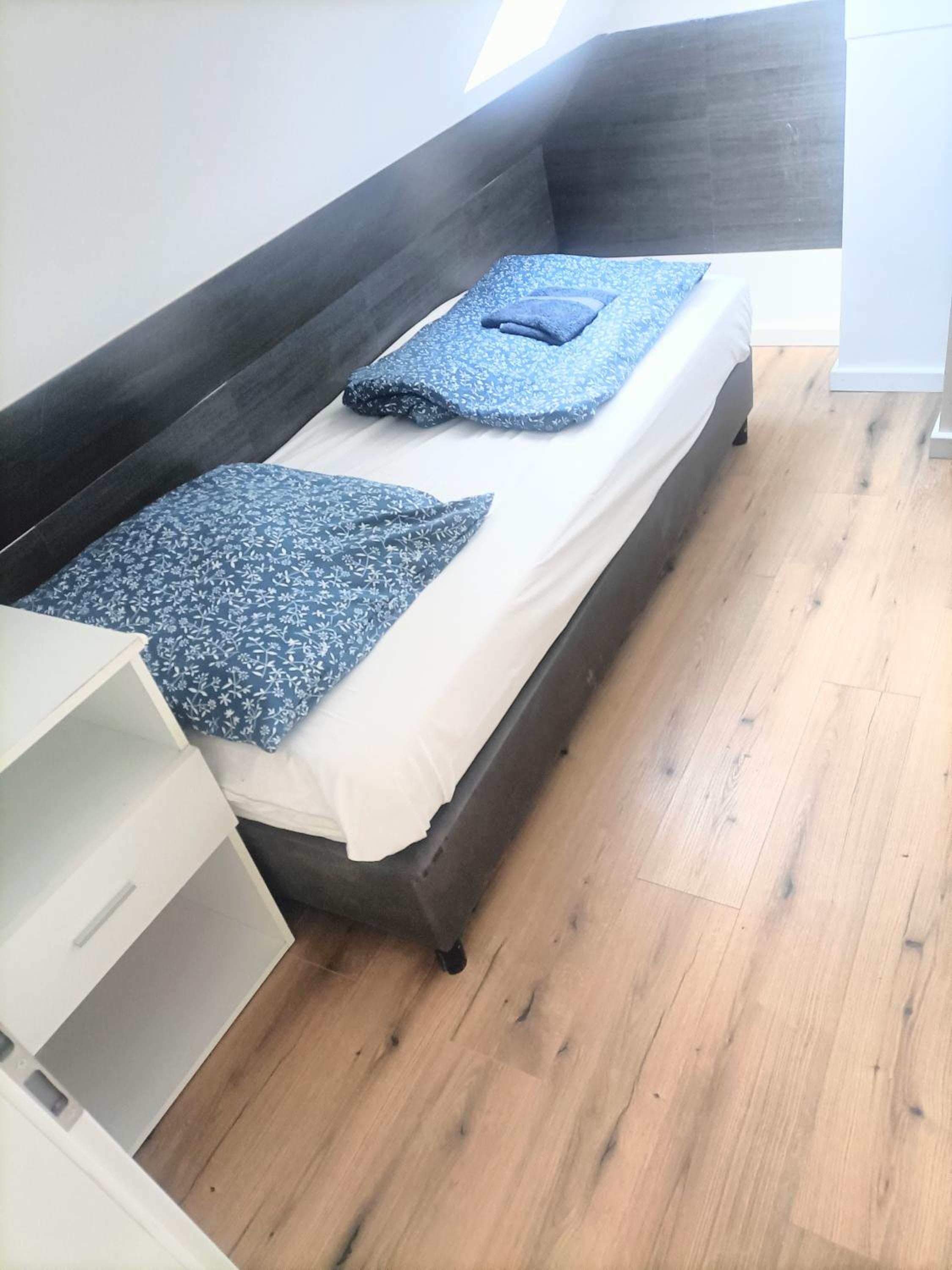 Two-Bedroom House photo 2